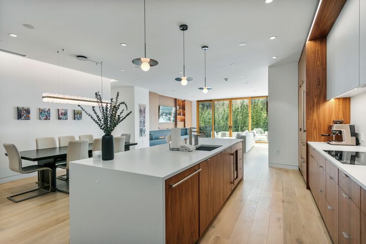 #1602 - Kitchen, Dining Area & Living Area