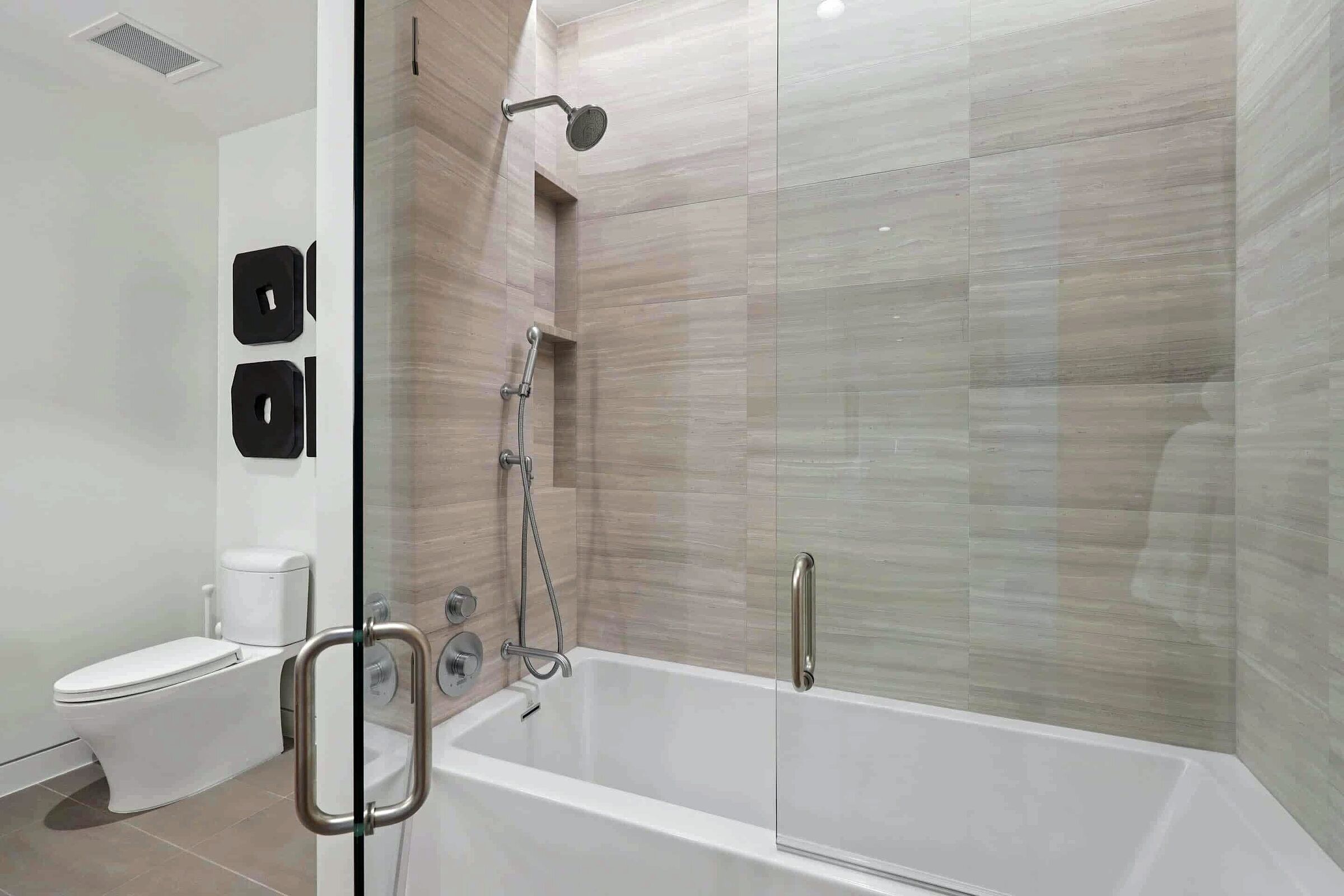 Master Ensuite Bathroom