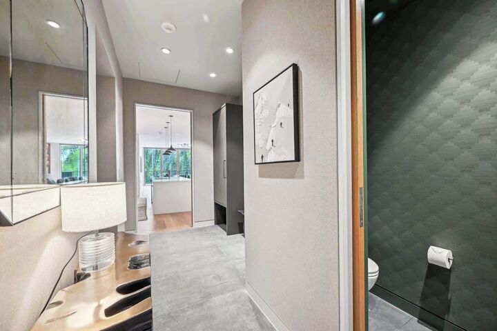 #2405 - Half Bathroom