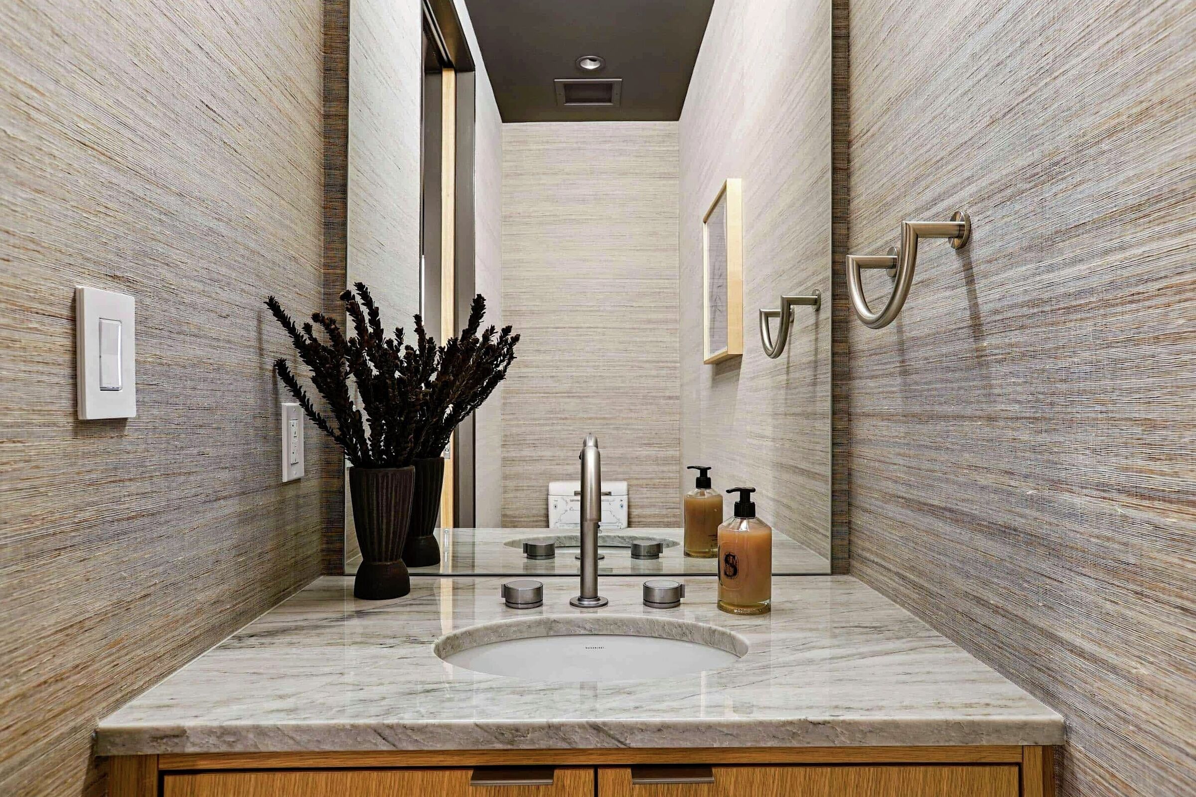 #2502 - Half Bathroom