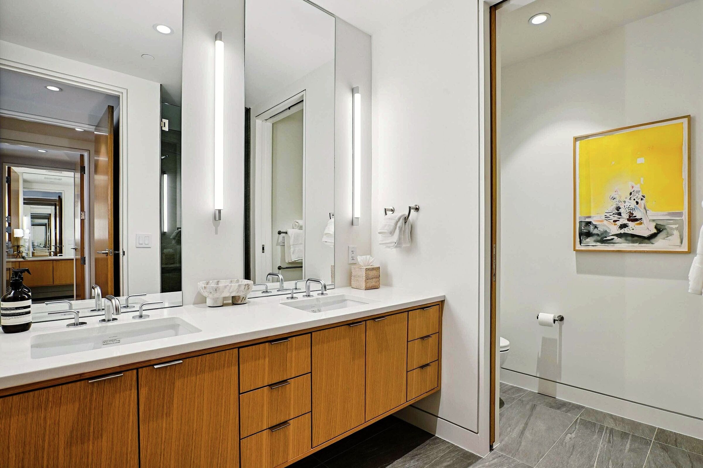 #2502 - Bathroom