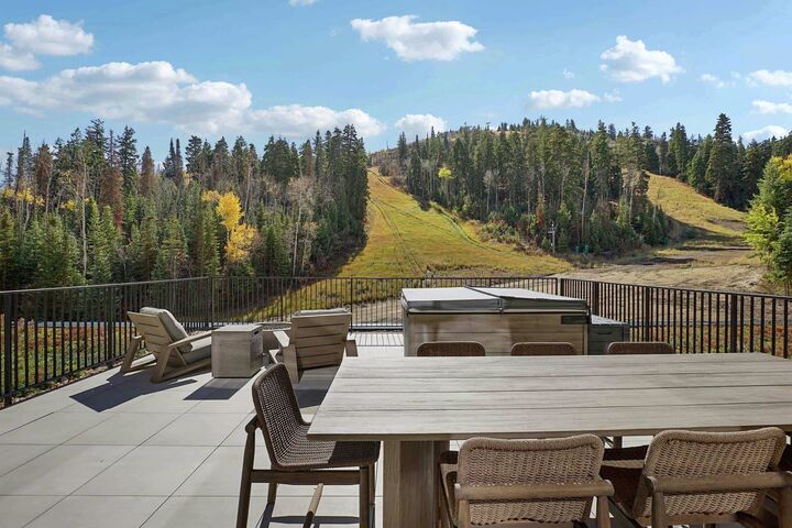 #2303 - Patio with Hot Tub