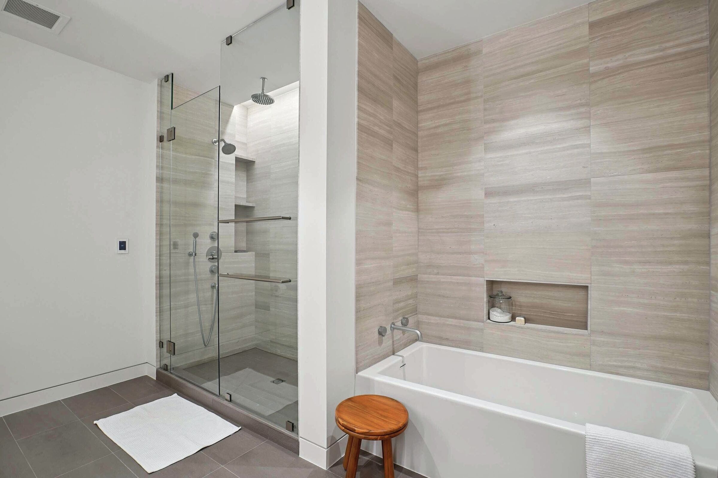Master Ensuite Bathroom