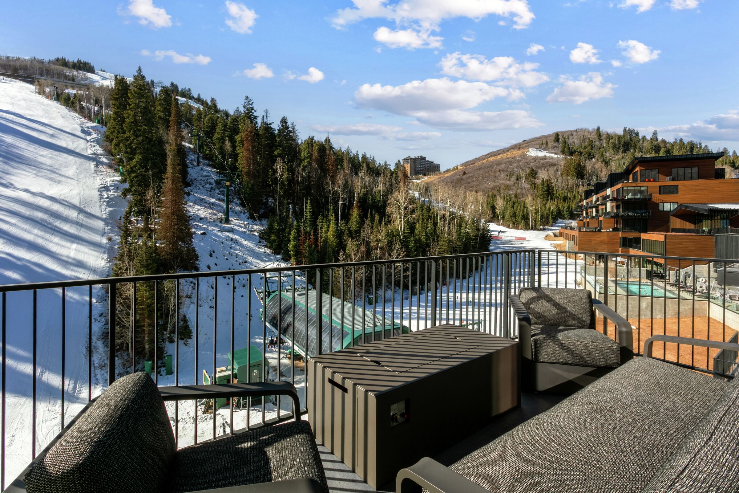#3305 - Balcony with Fire Table