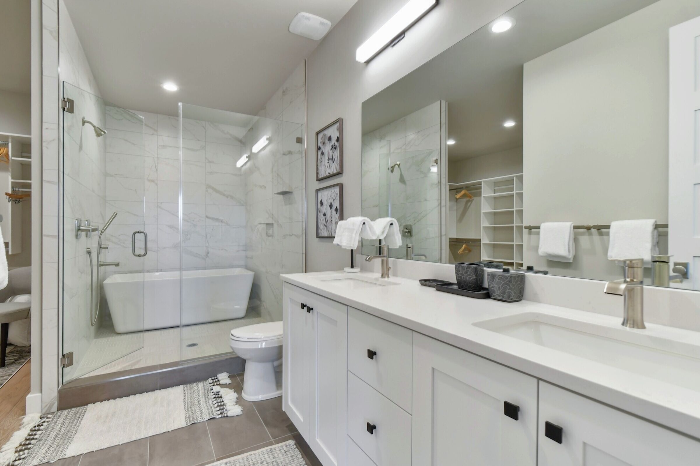 Master Ensuite Bathroom