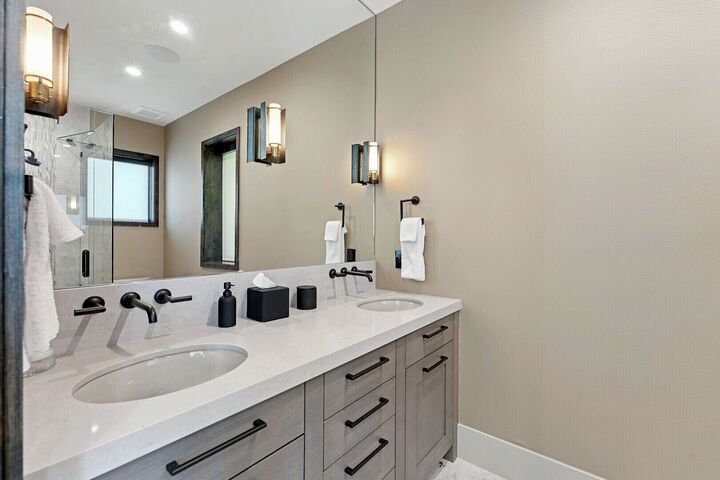 Ensuite Bathroom