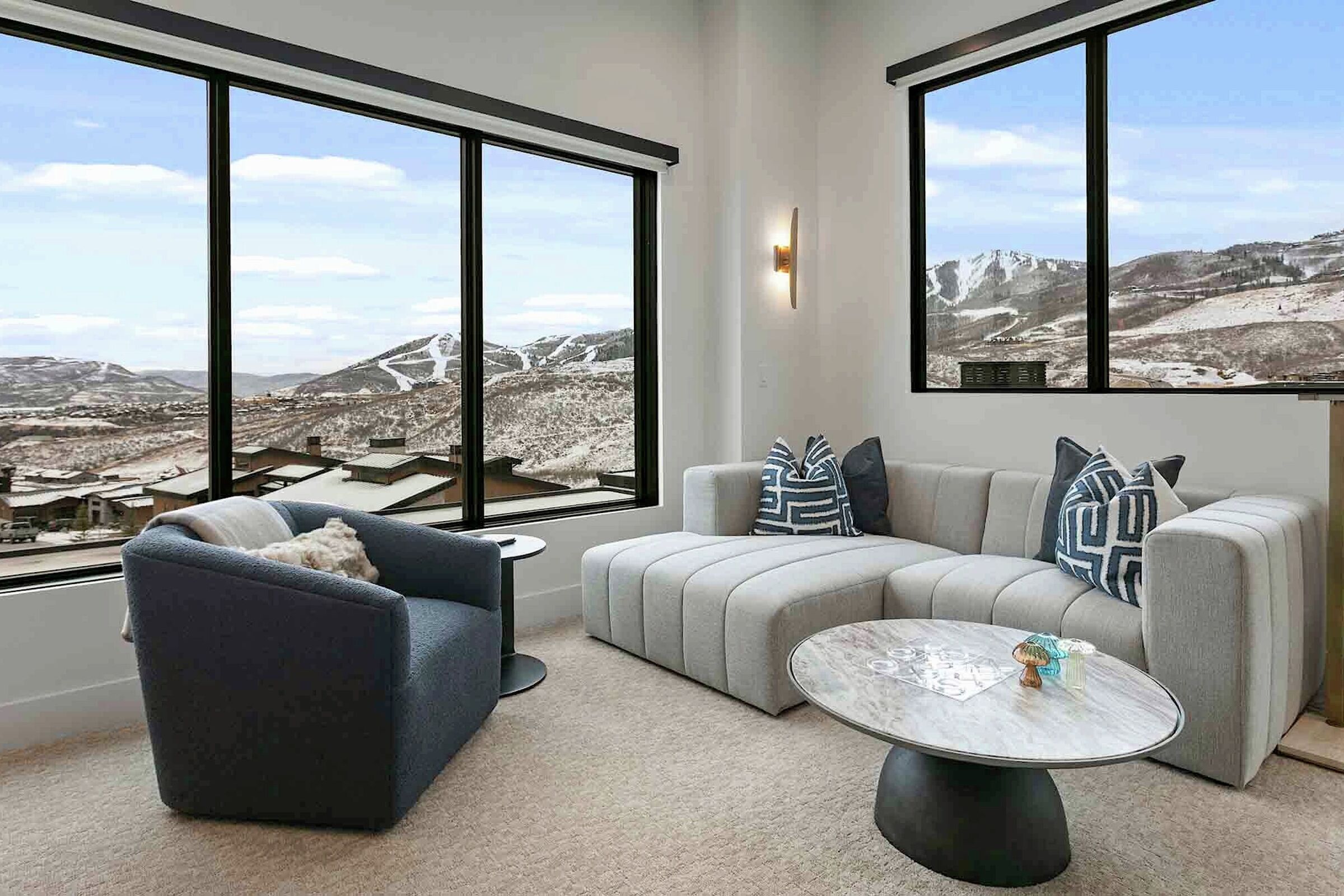 6 Bdrm 5.5 Bath HT - Loft