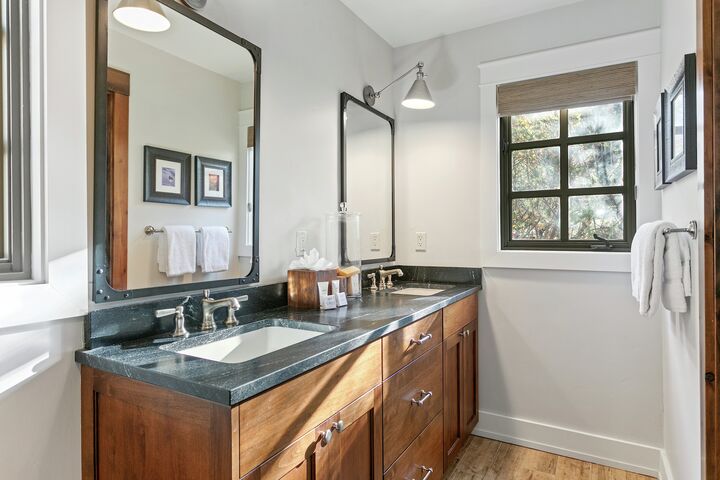 #12 - Ensuite Bathroom