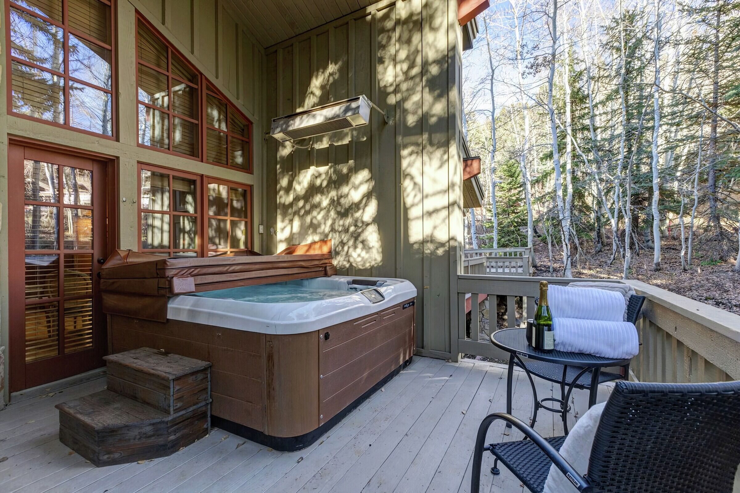 Balcony with Hot Tub