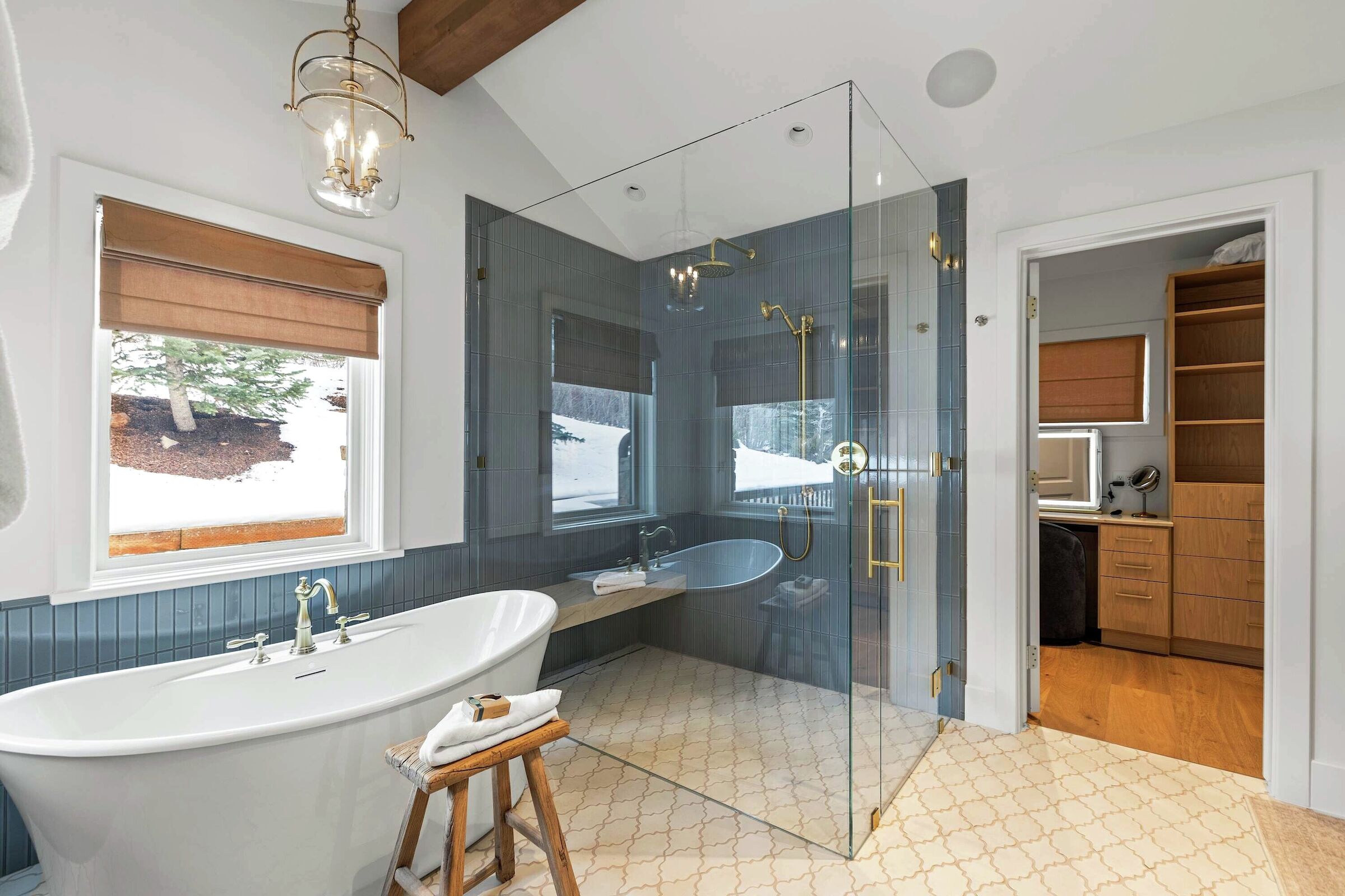 4 Bdrm 4.5 Bath HT - Master Ensuite Bathroom