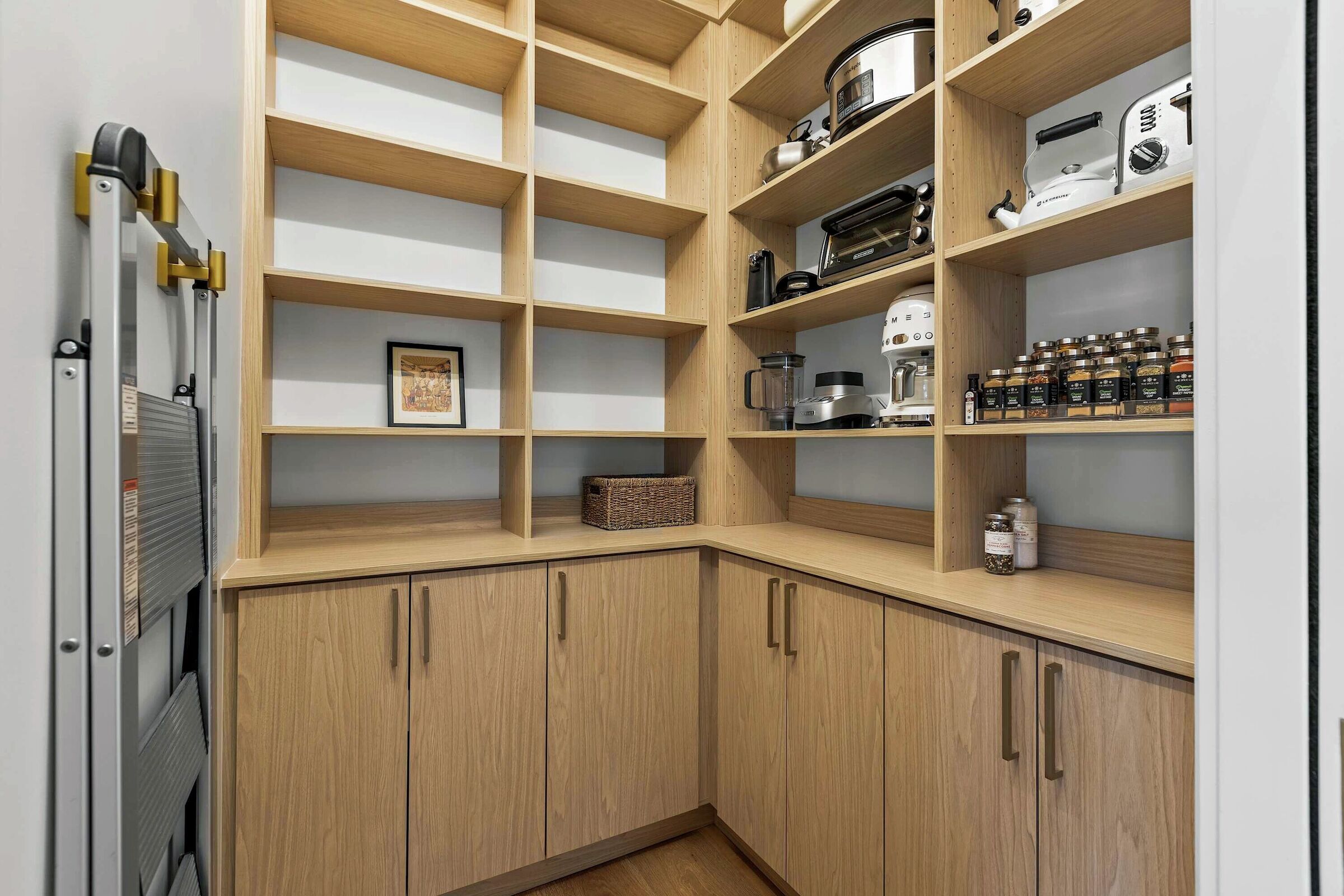 4 Bdrm 4.5 Bath HT - Kitchen Pantry