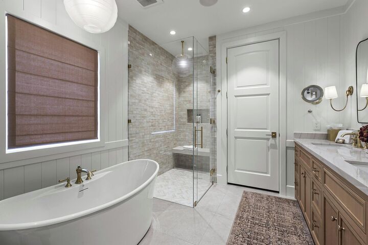Master Ensuite Bathroom