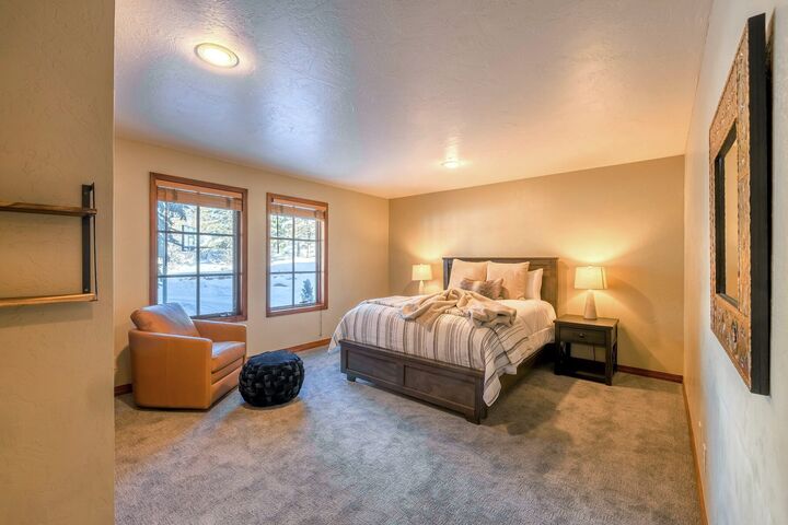 5 Bdrm 4.5 Bath HT - Bedroom