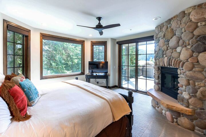 6 Bdrm 6.5 Bath HT - Bedroom