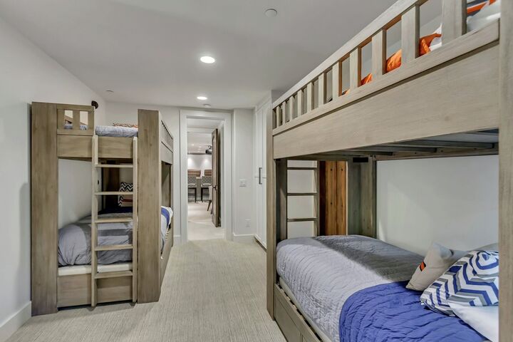 5 Bdrm 5.5 Bath HT - Bedroom