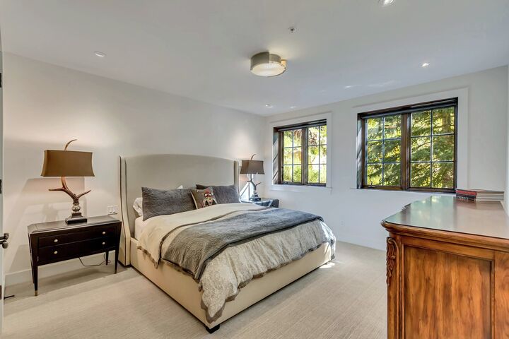 5 Bdrm 5.5 Bath HT - Bedroom