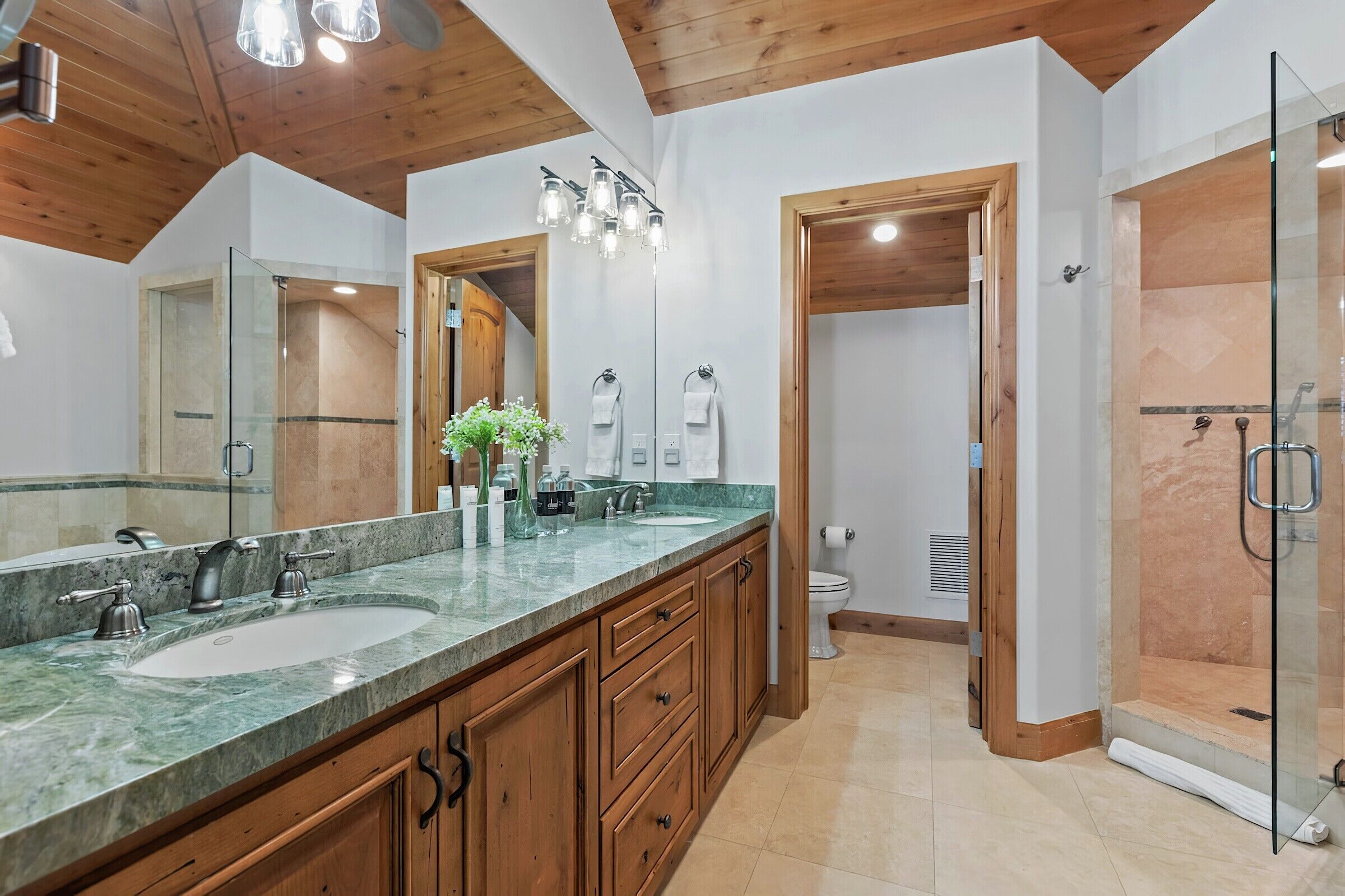 #18 - Master Ensuite Bathroom