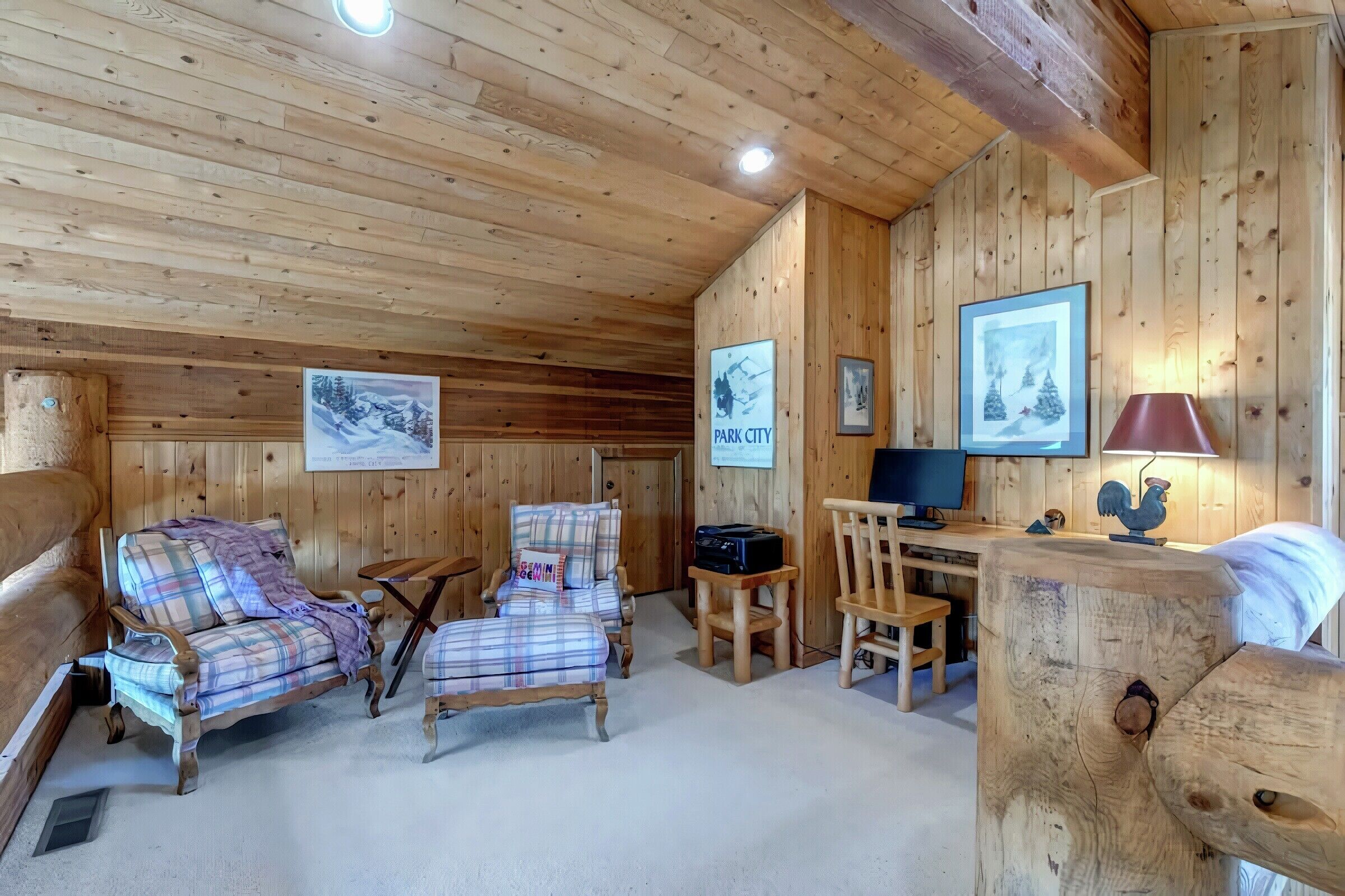 6 Bdrm 6 Bath HT - Loft Office Area