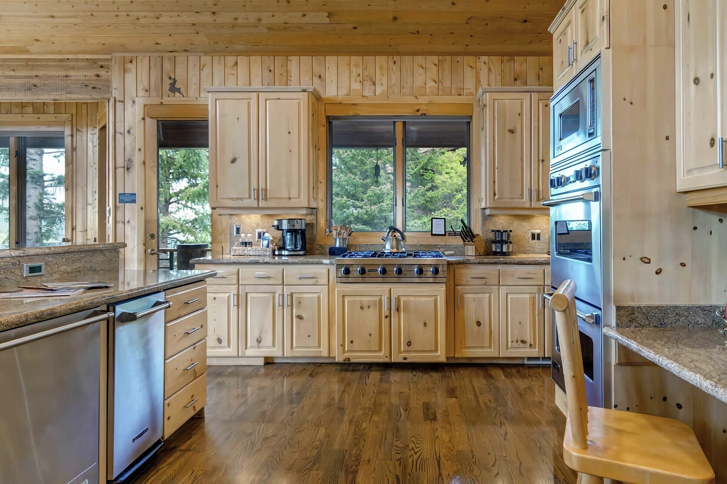 6 Bdrm 6 Bath HT - Kitchen