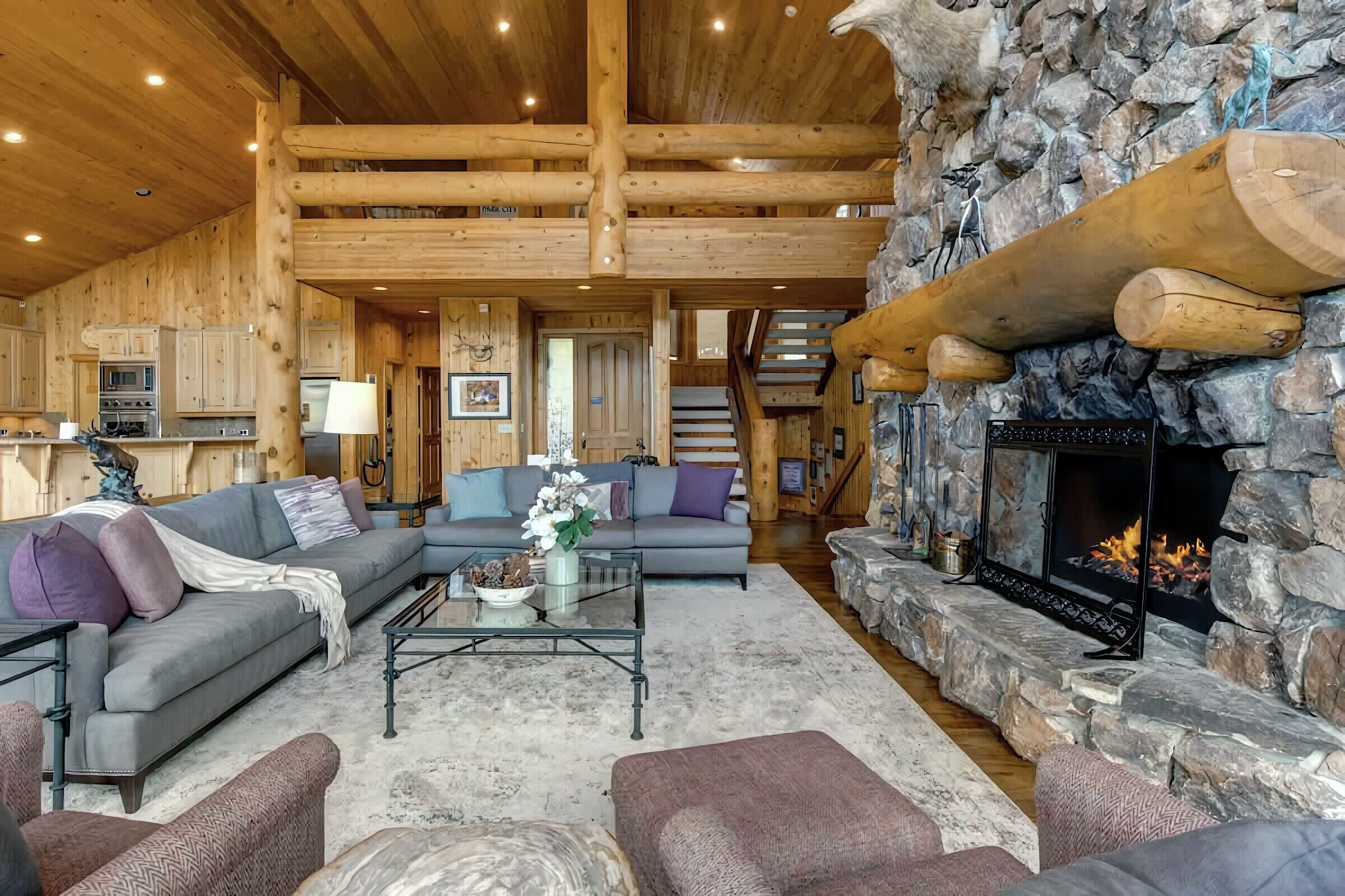 6 Bdrm 6 Bath HT - Living Area