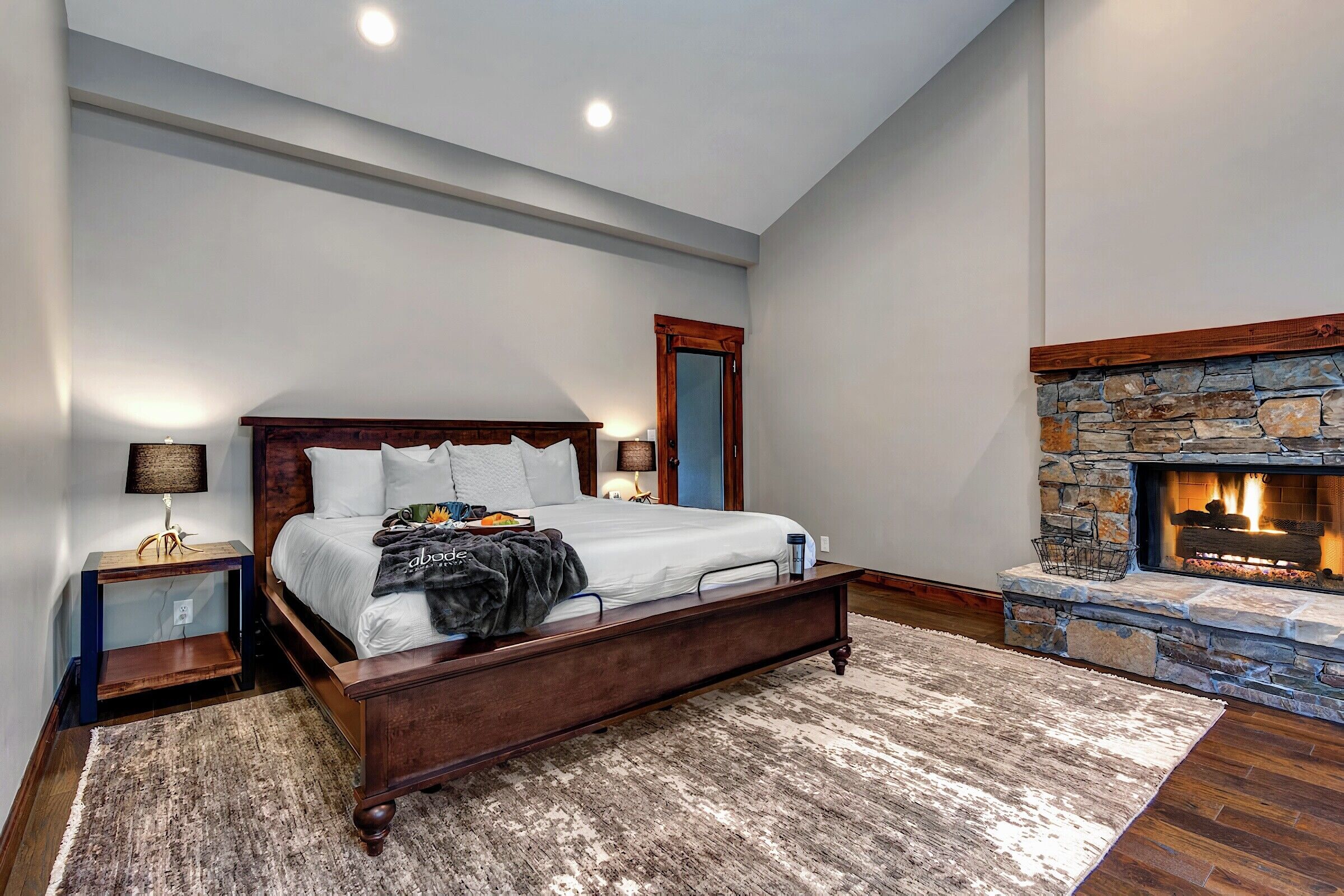 5 Bdrm 4.5 Bath HT - Bedroom