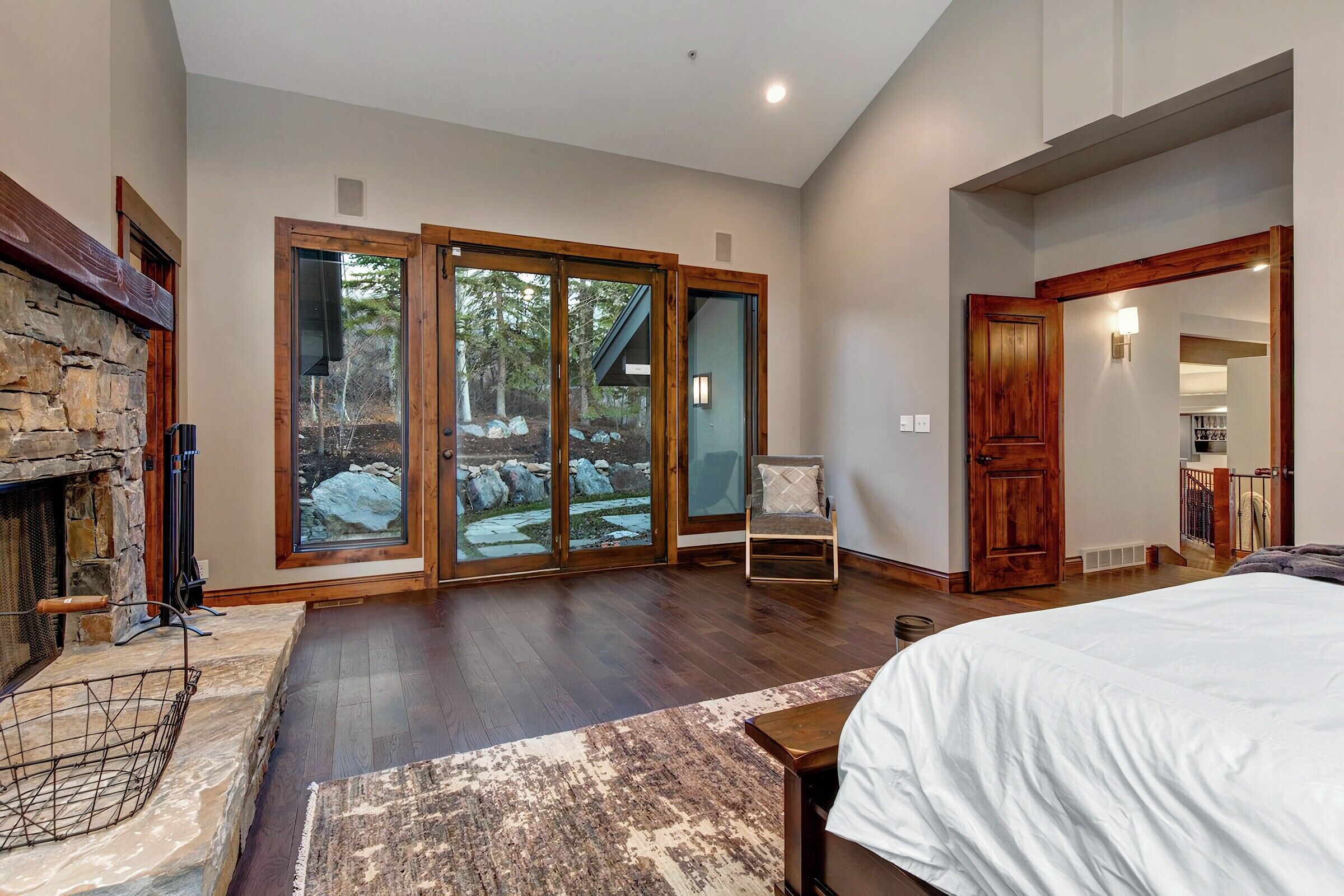 5 Bdrm 4.5 Bath HT - Bedroom