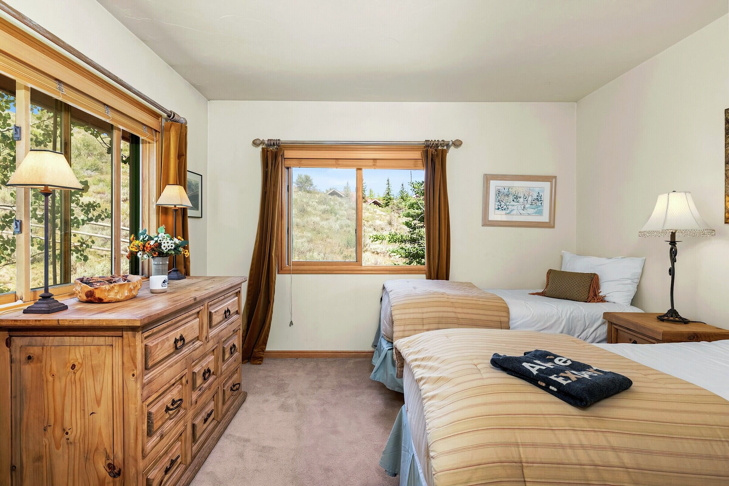 3 Bdrm 3.5 Bath HT - Bedroom