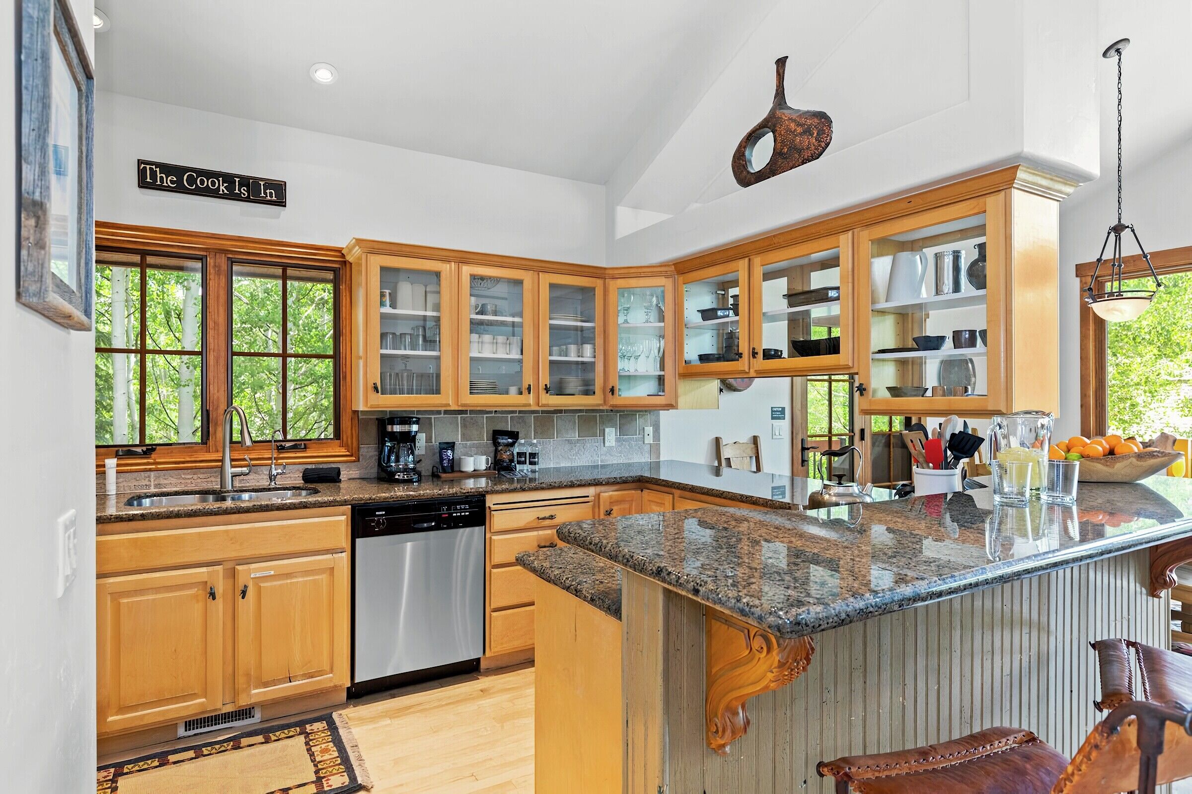 3 Bdrm 3.5 Bath HT - Kitchen