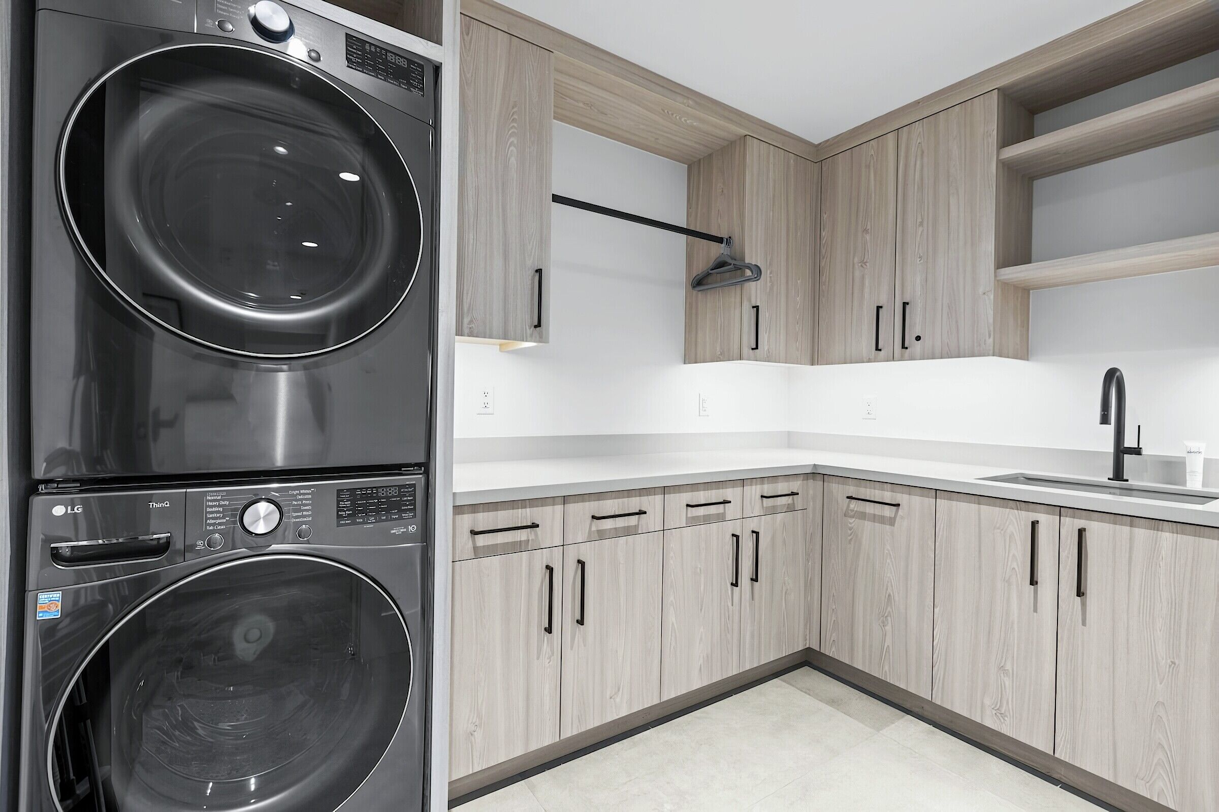 4 Bdrm 4.5 Bath HT - Laundry Room