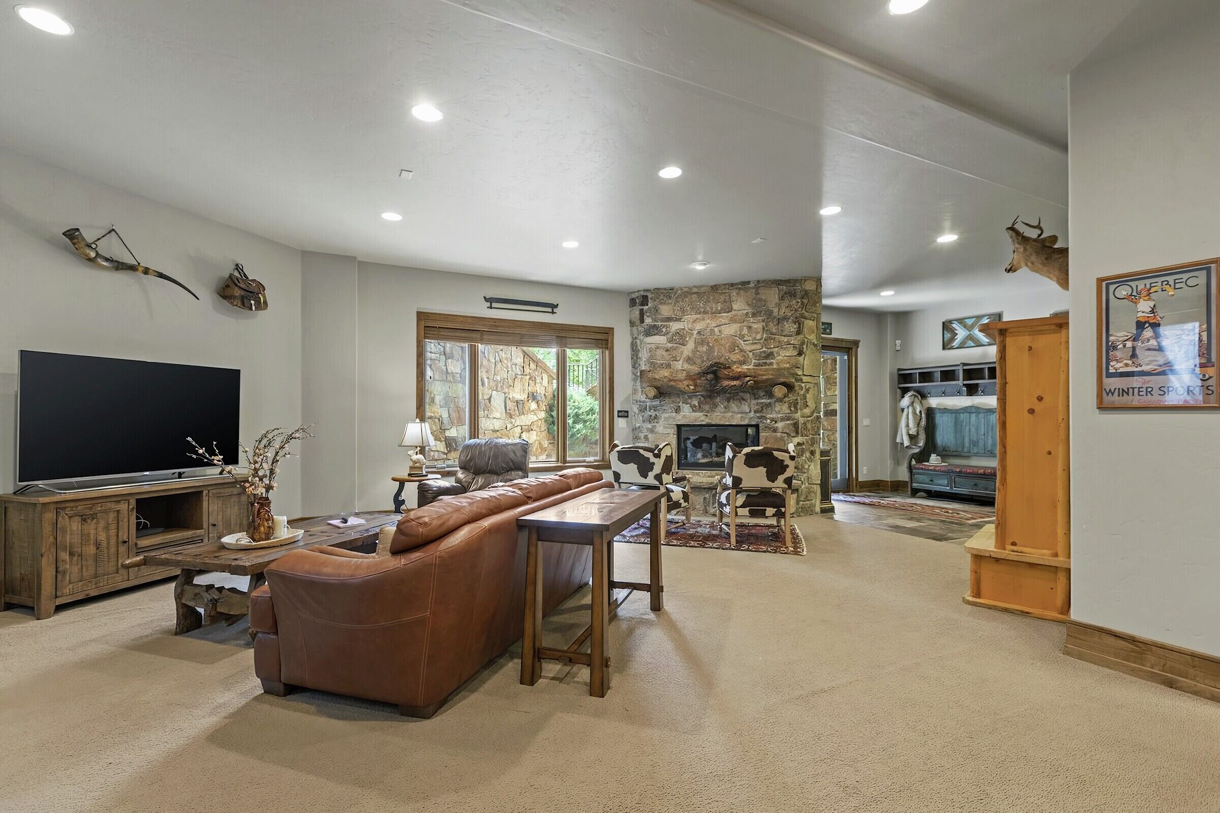 5 Bdrm 5.5 Bath HT - Family Room