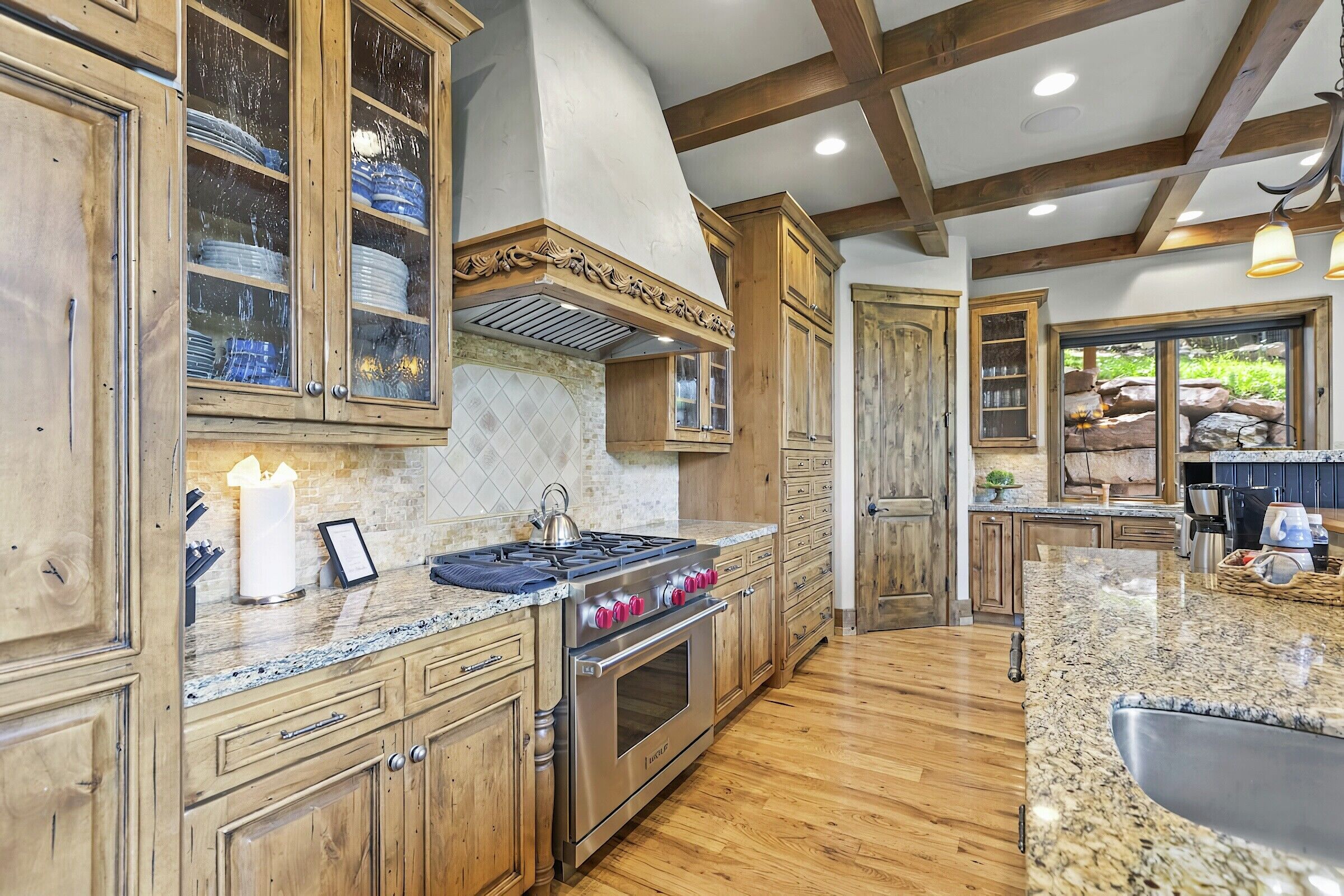 5 Bdrm 5.5 Bath HT - Kitchen