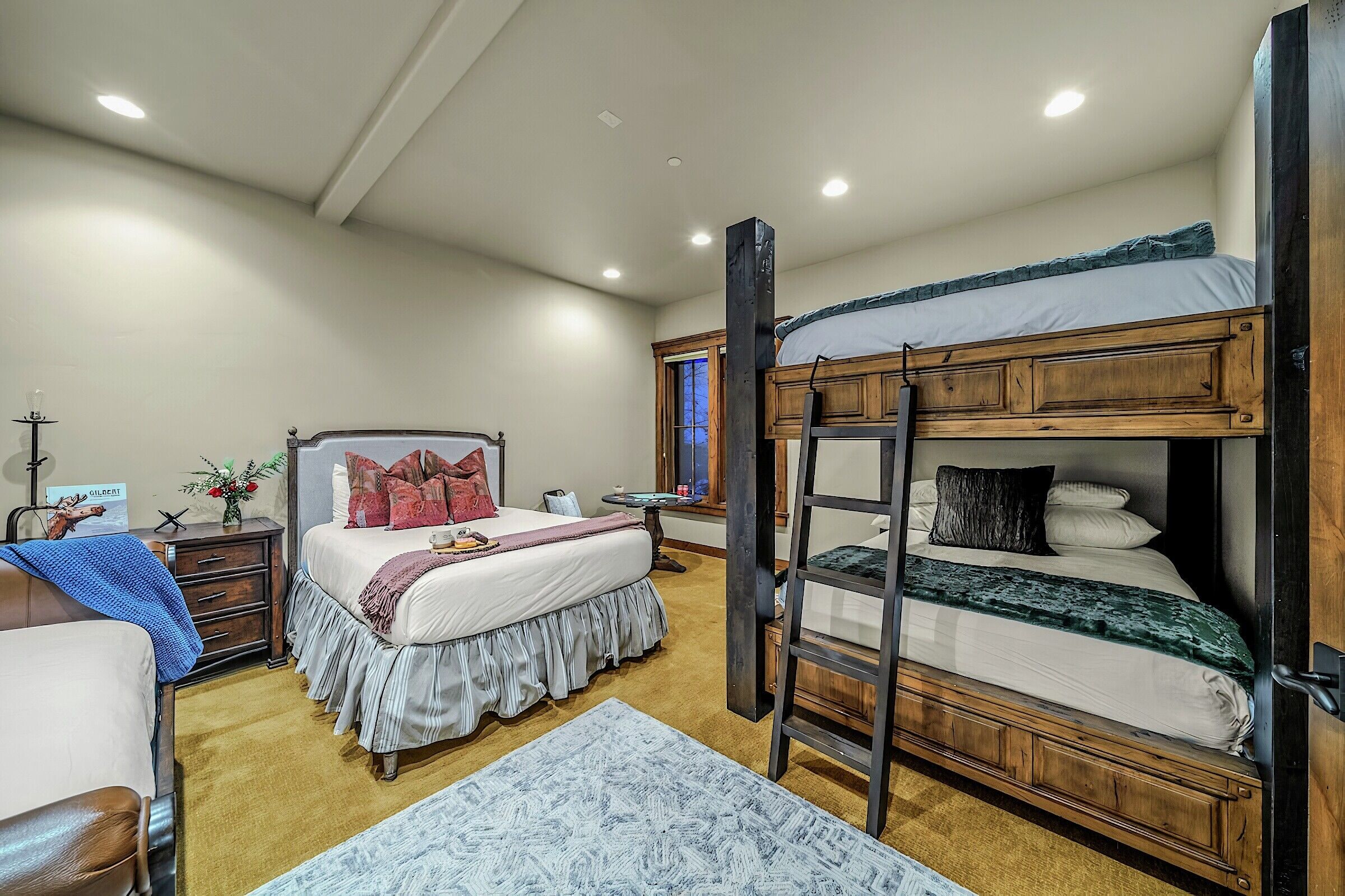5 Bdrm 6.5 Bath HT - Bedroom
