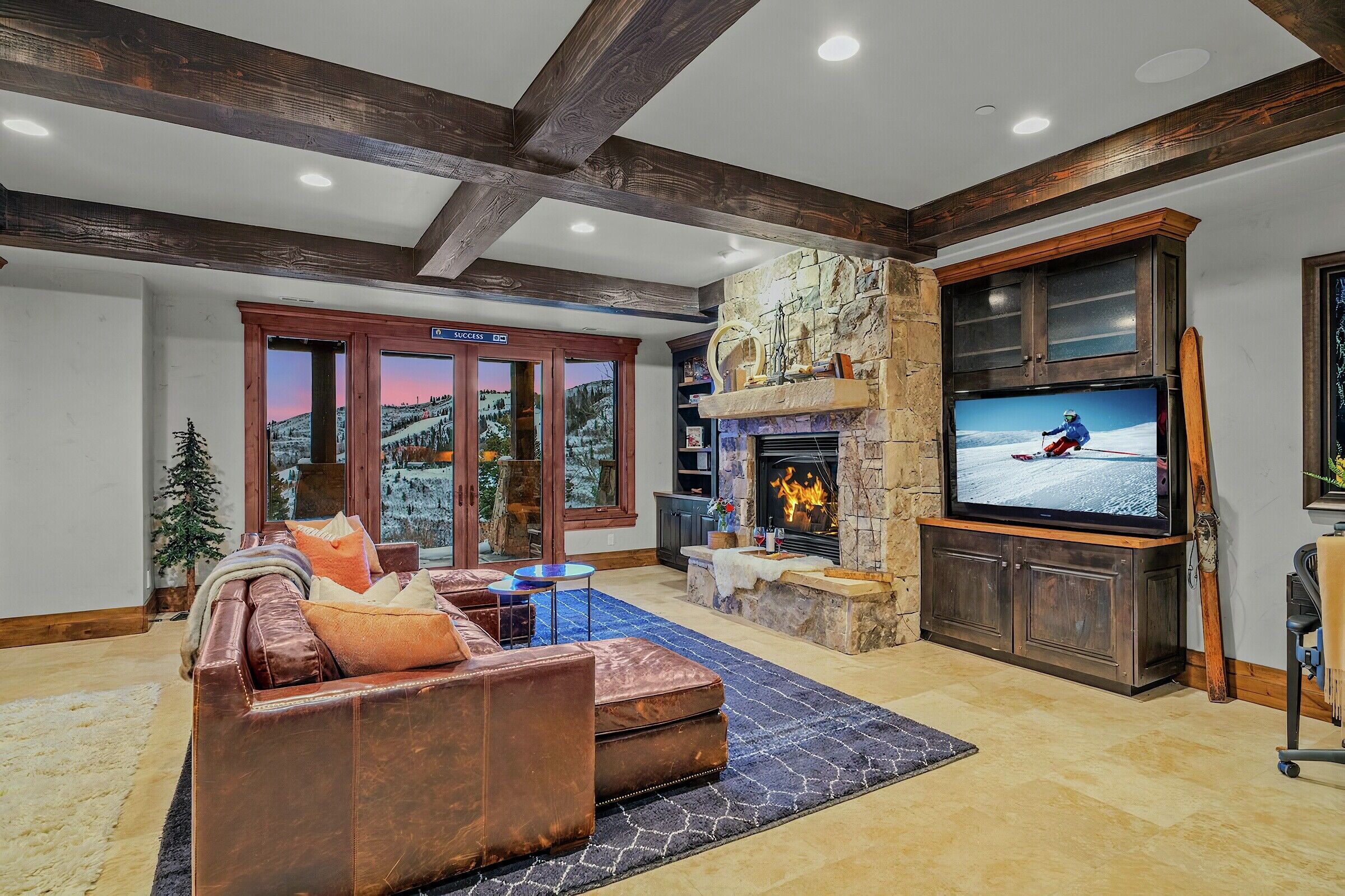 5 Bdrm 6.5 Bath HT - Family Room