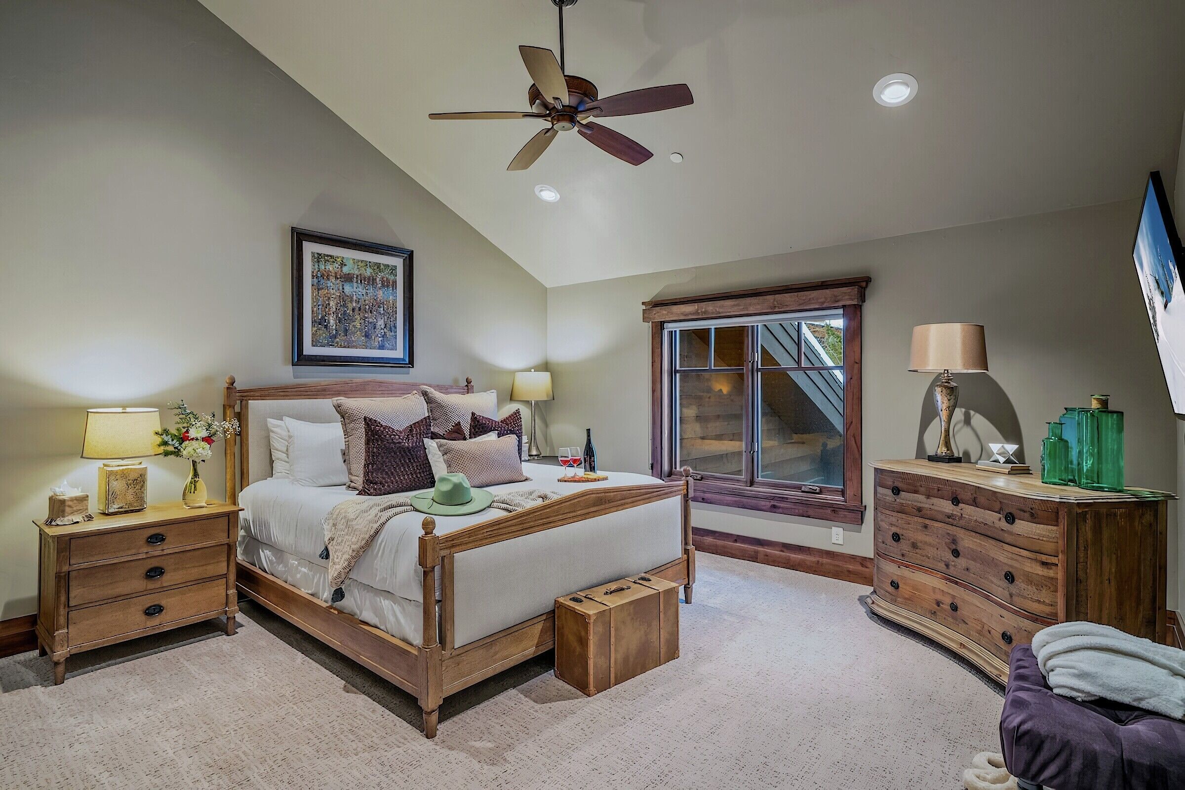 5 Bdrm 6.5 Bath HT - Master Bedroom