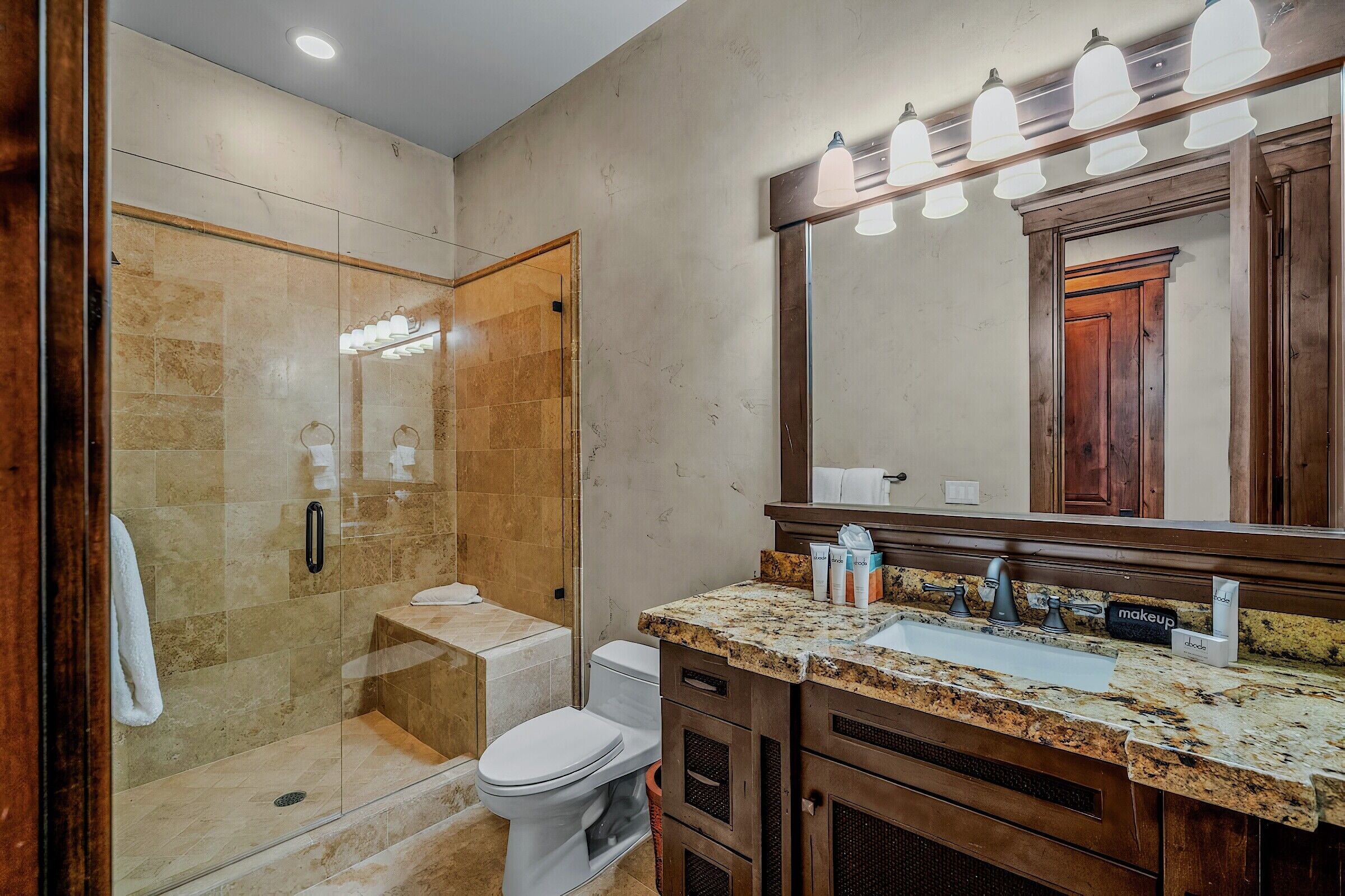 5 Bdrm 6.5 Bath HT - Office Bathroom