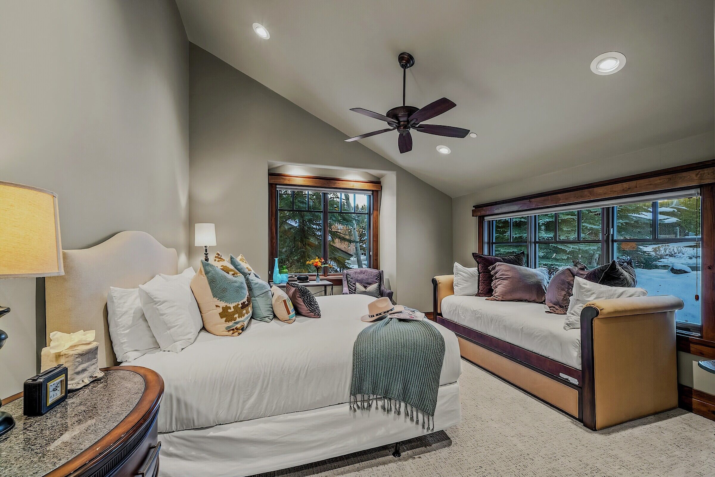 5 Bdrm 6.5 Bath HT - Bedroom