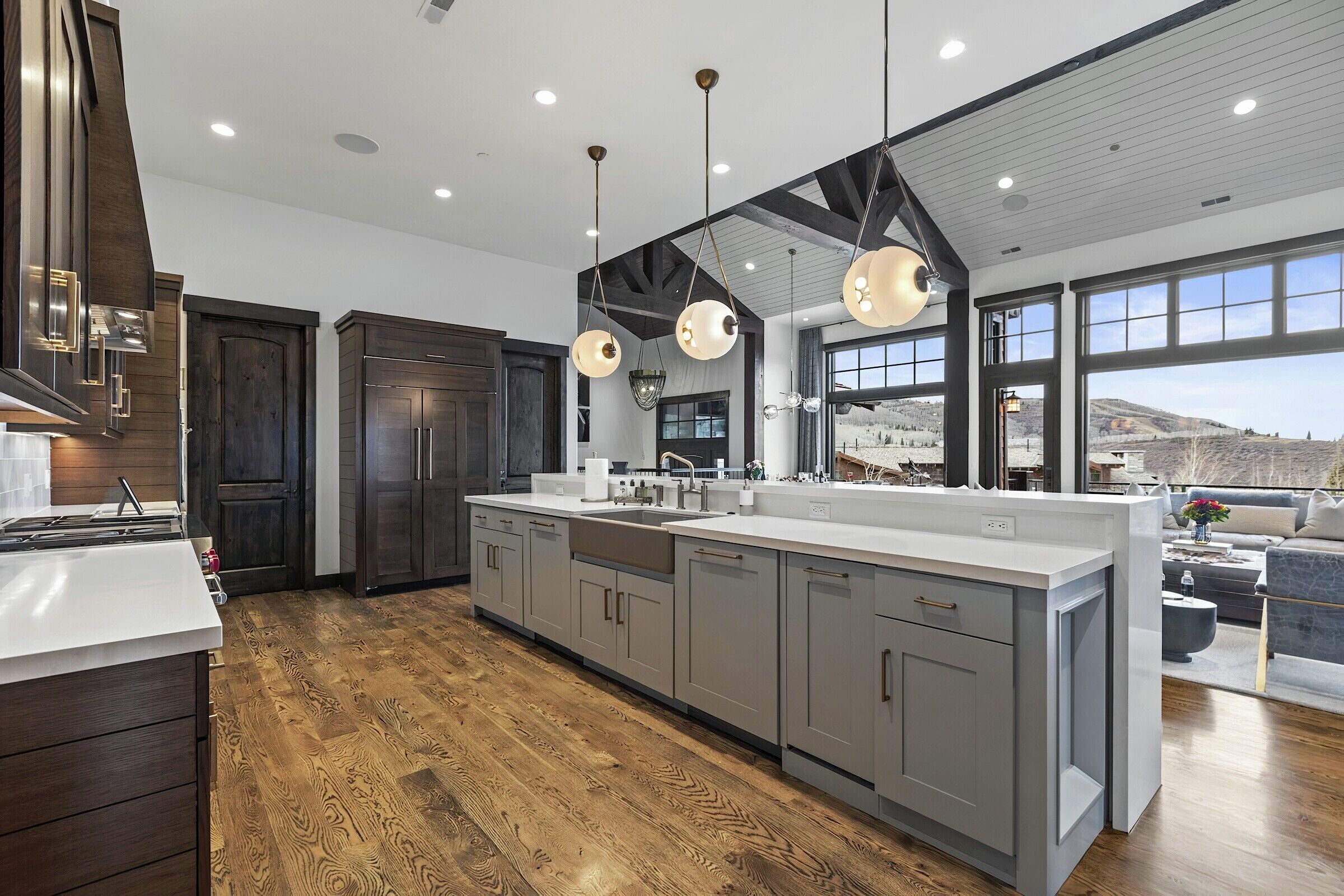 5 Bdrm 5.5 Bath HT - Kitchen