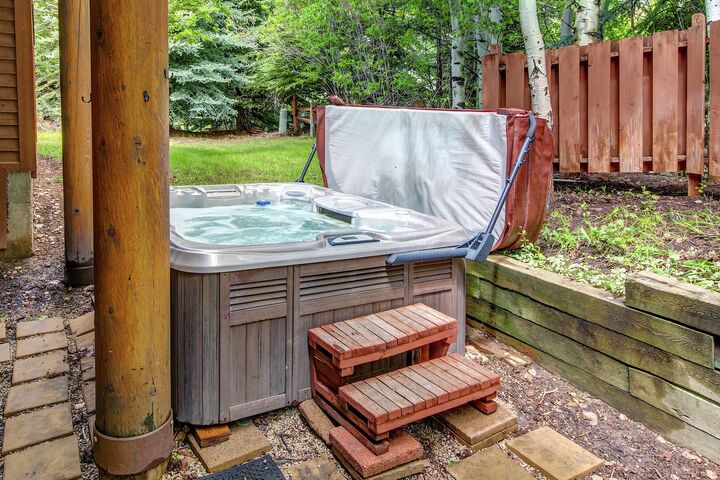 Outdoor Hot Tub