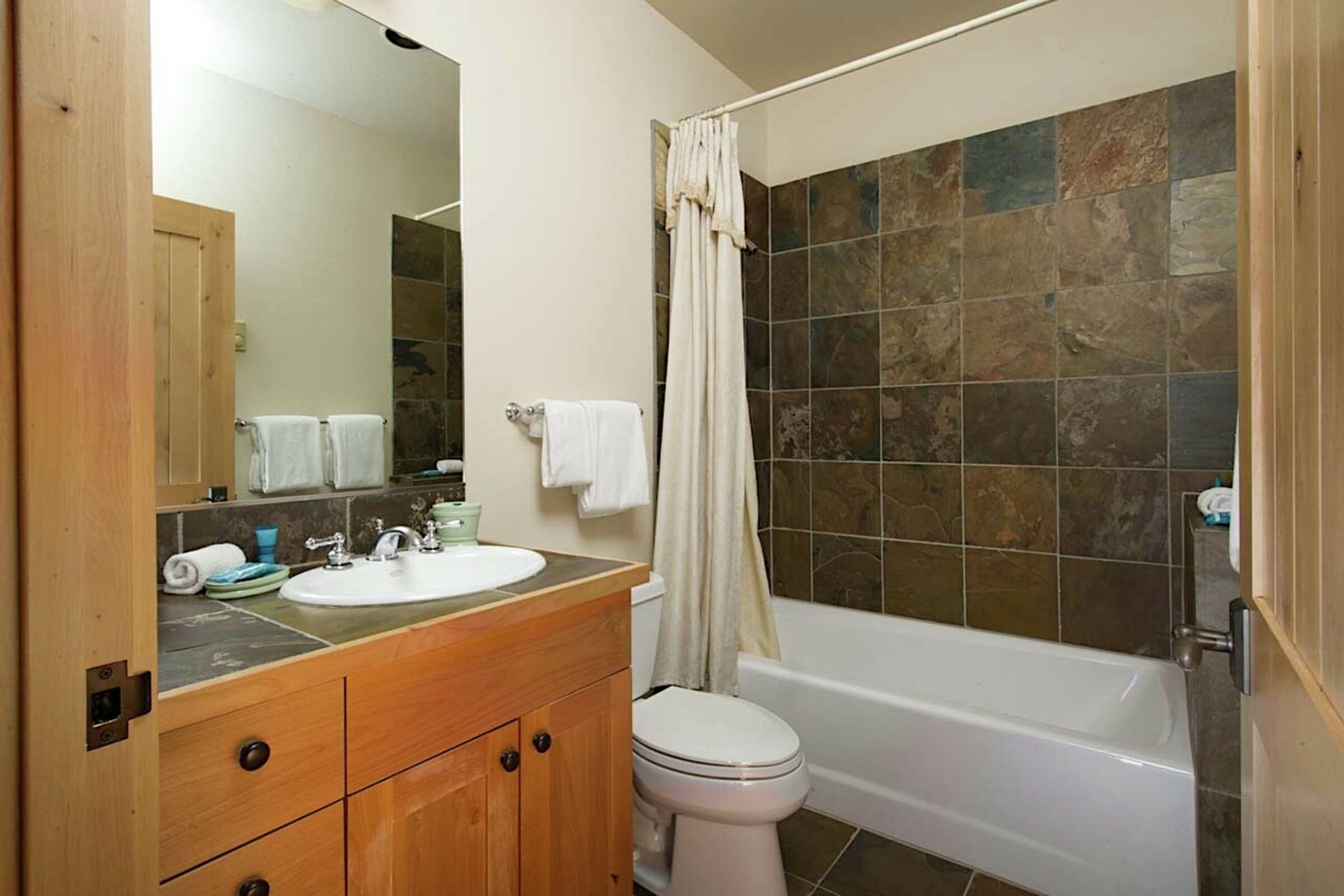 #10 - Bathroom