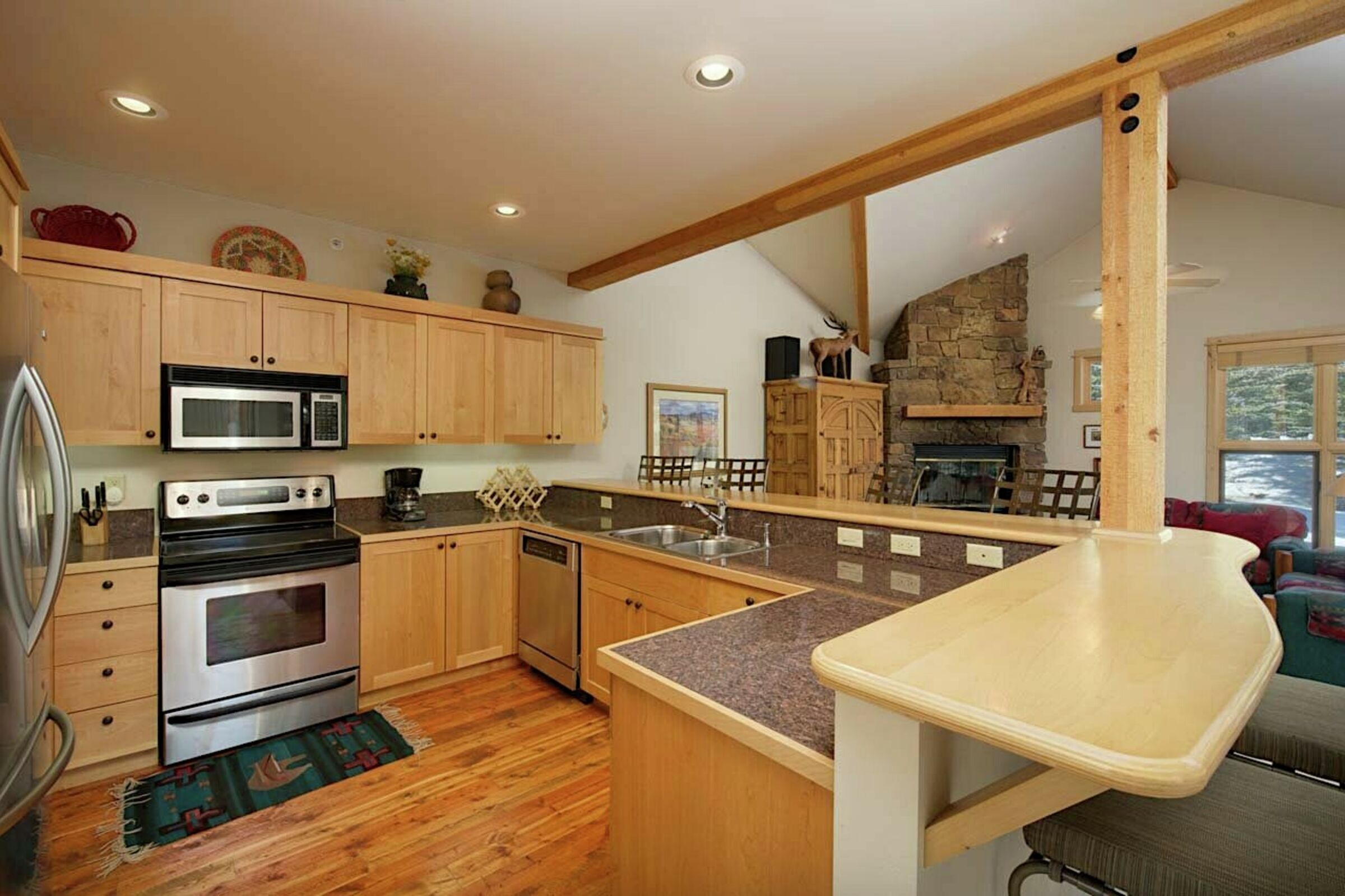 #10 - Kitchen