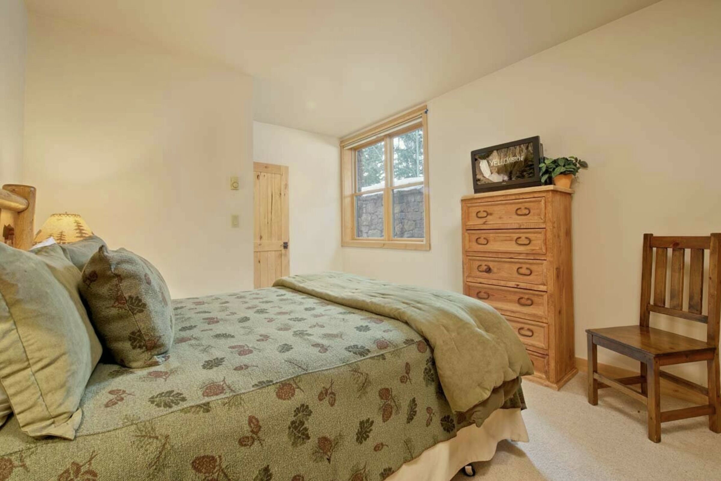 #12 - Bedroom