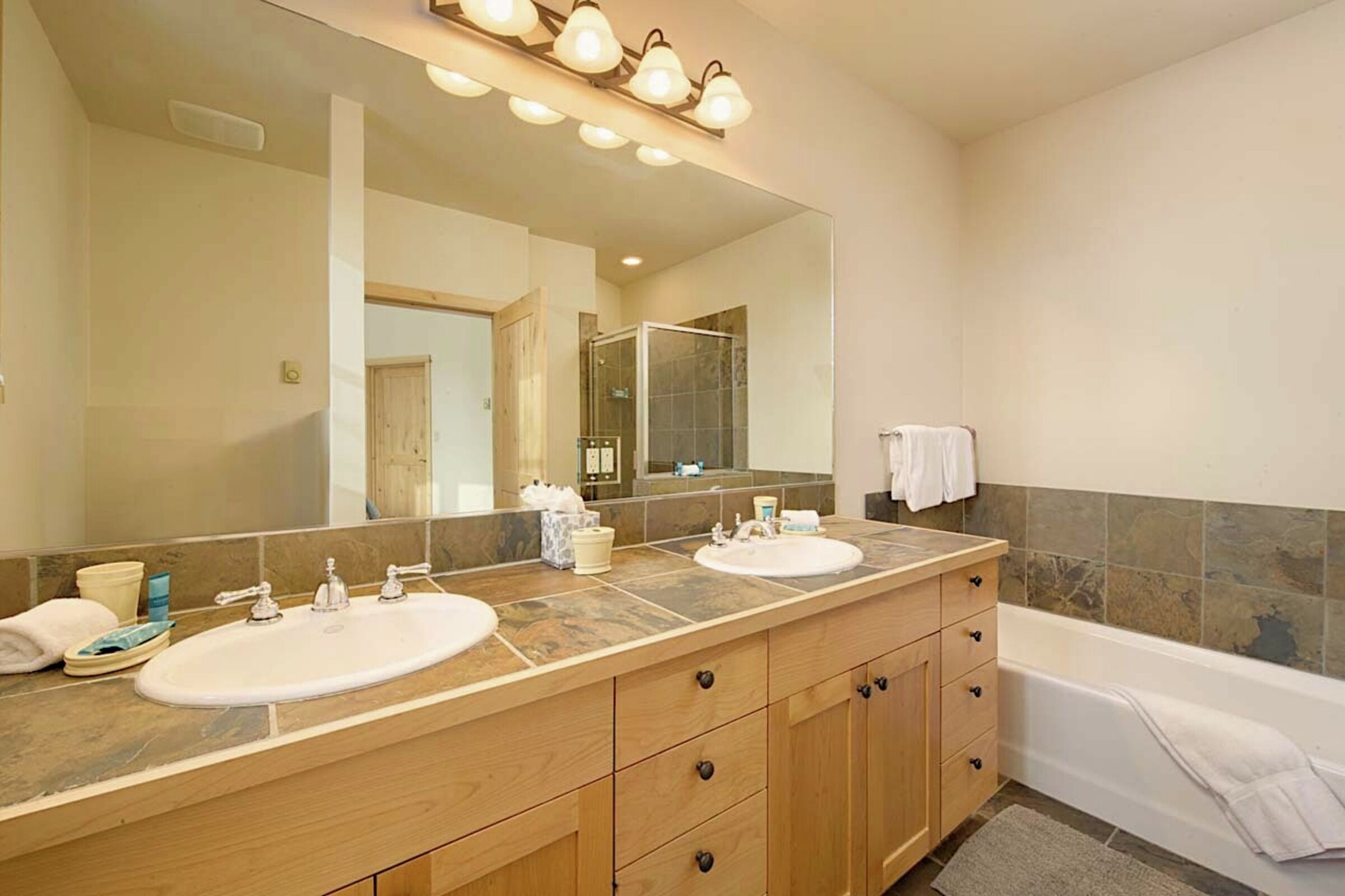 #11 - Master Ensuite Bathroom