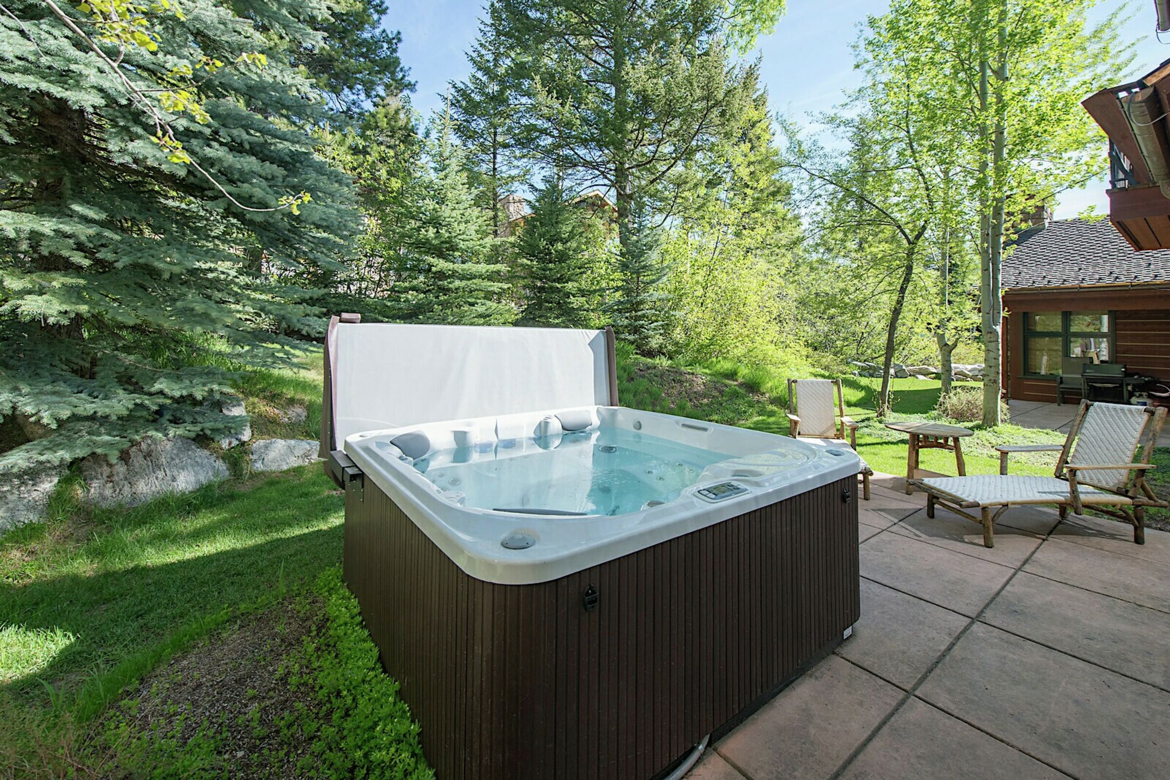 #15 - Patio with Hot Tub
