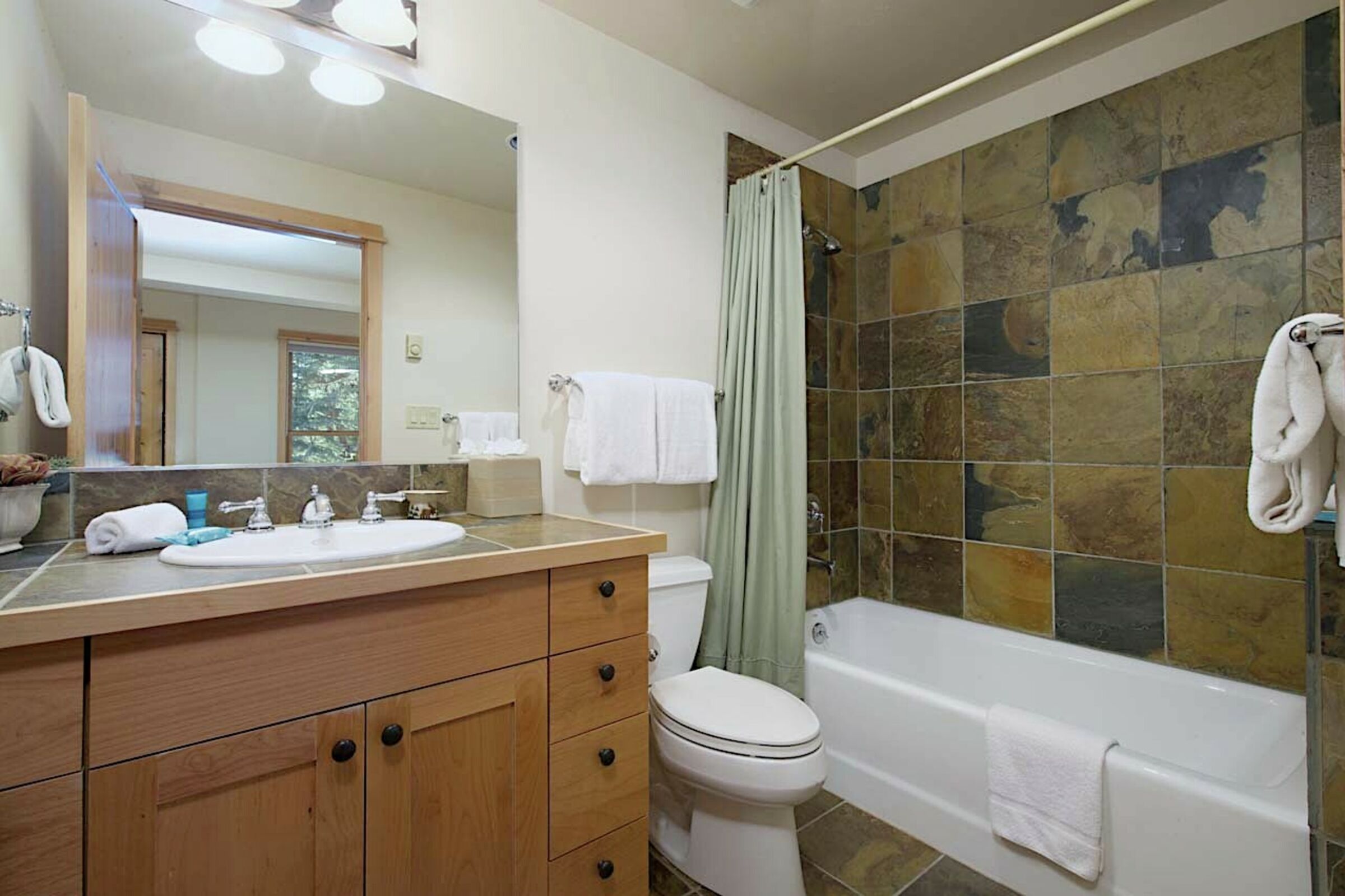 #31 - Bathroom
