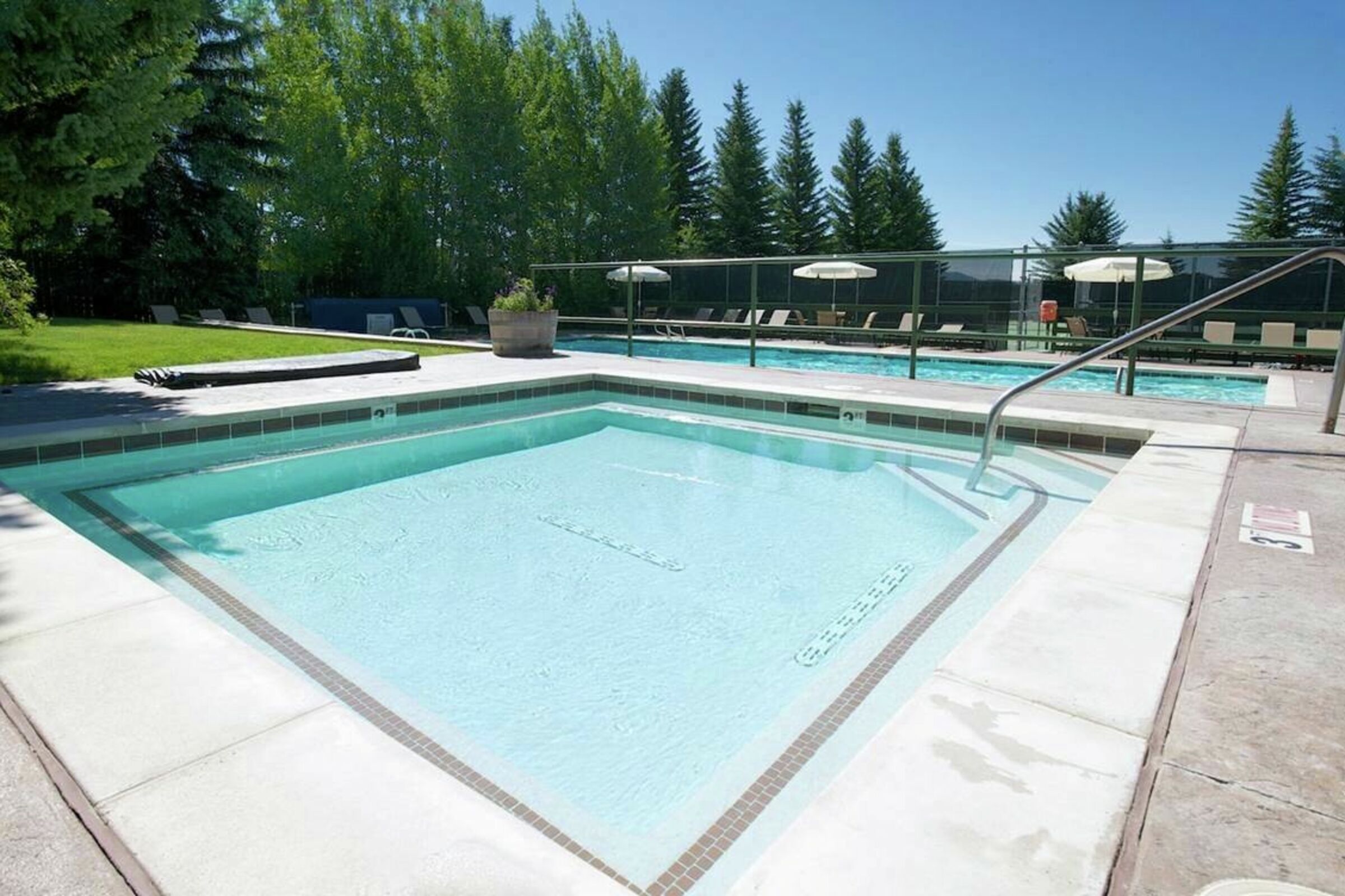 Outdoor Hot Tub