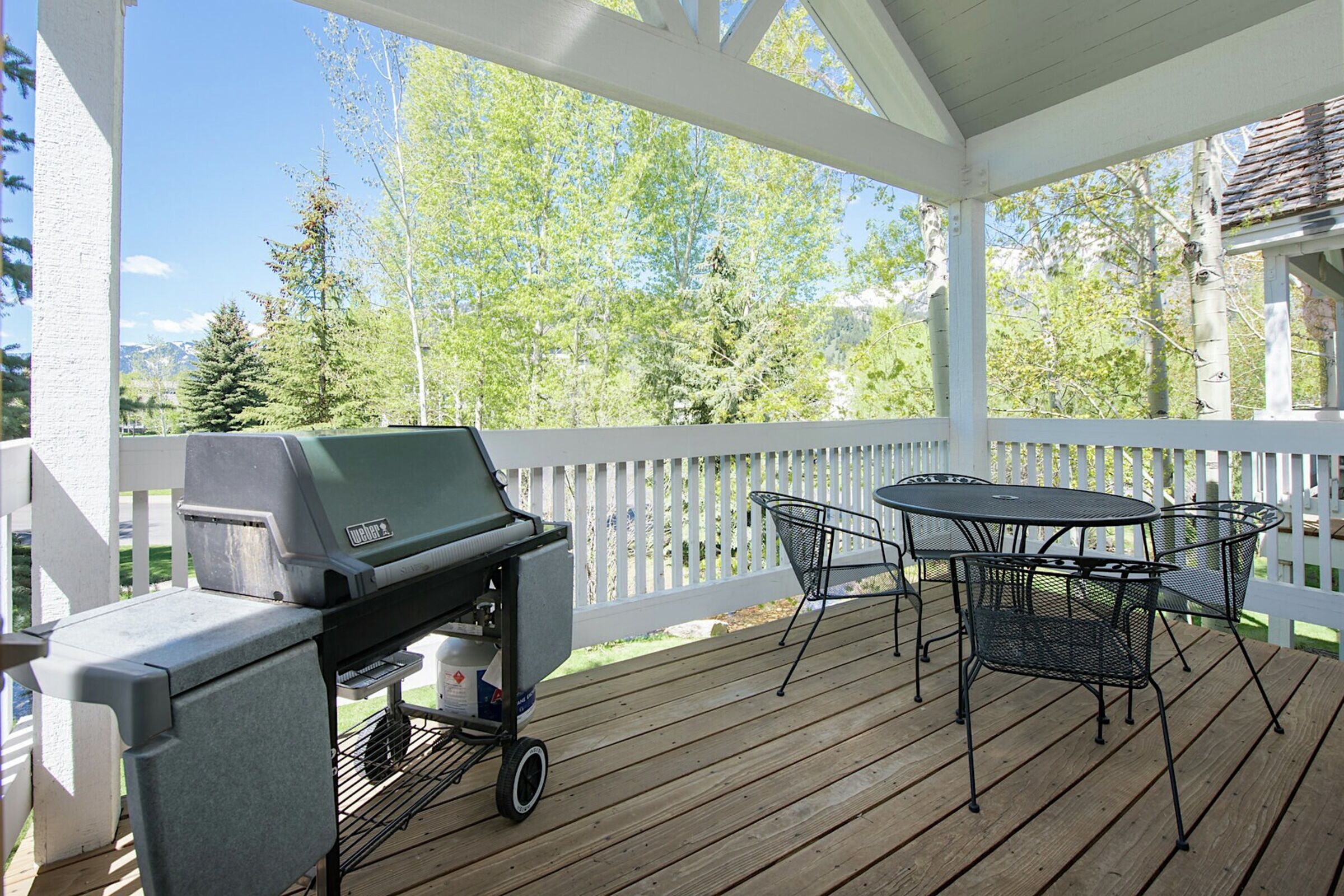 #20 - Balcony with BBQ