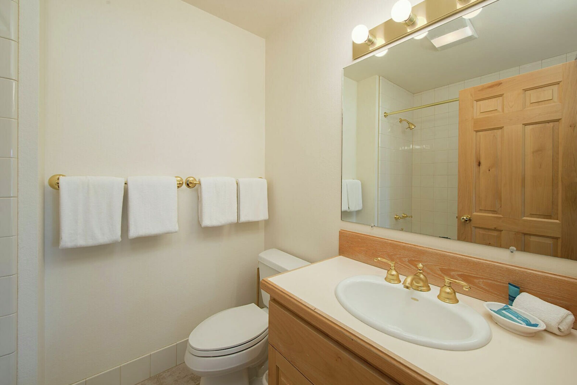 #21 - Bathroom