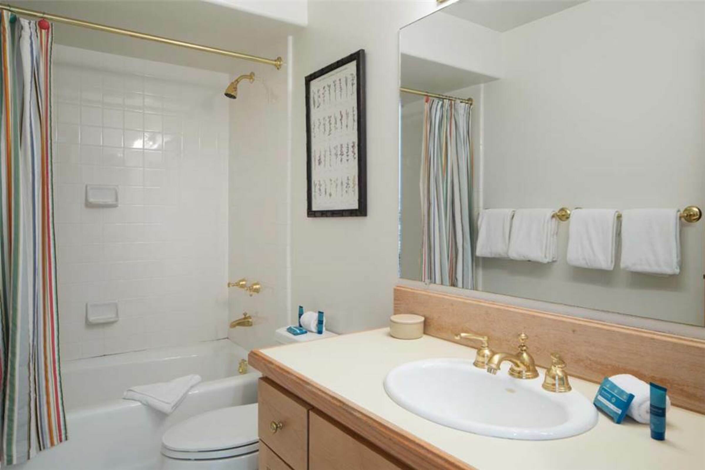3 Bdrm 3.5 Bath - Bathroom