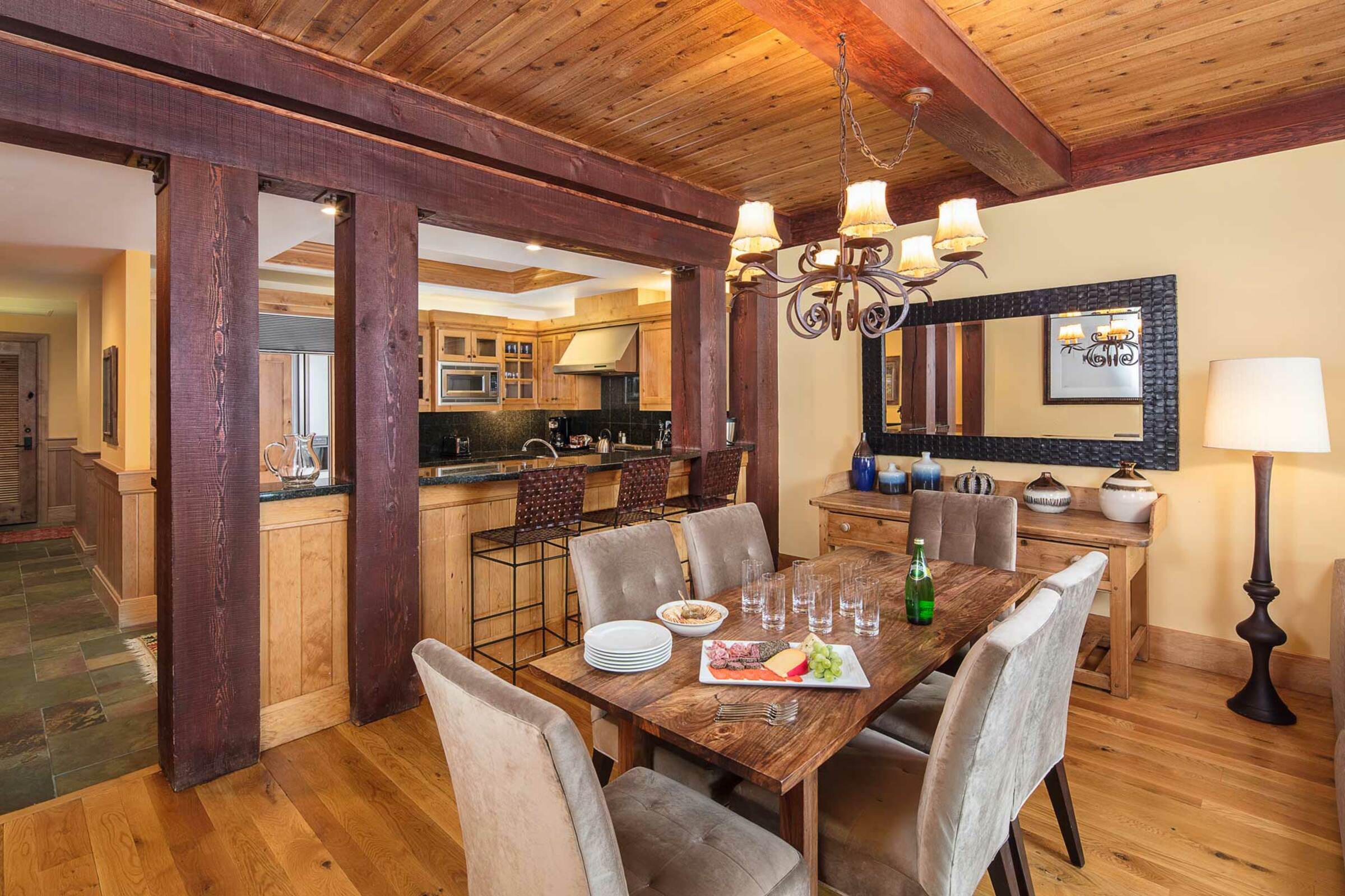 Dining Room & Kitchen