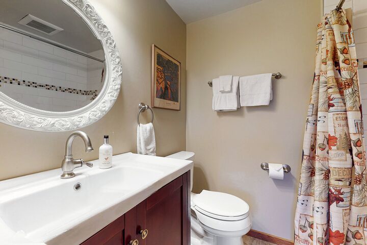 White Ridge B2 - Master Ensuite Bathroom